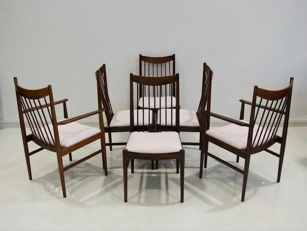 Danese Set di sei sedie da pranzo in legno Arne Vodder Model 422 con rivestimento in tessuto in vendita