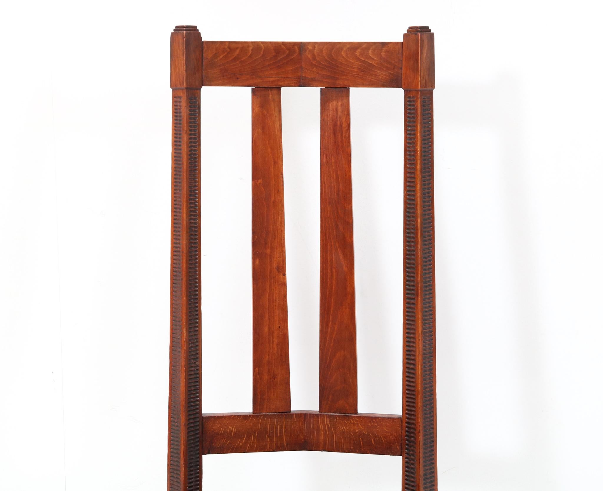 Satz von sechs Art-Déco-Esszimmerstühlen mit hoher Rückenlehne der Amsterdamse School, 1920er Jahre im Angebot 6