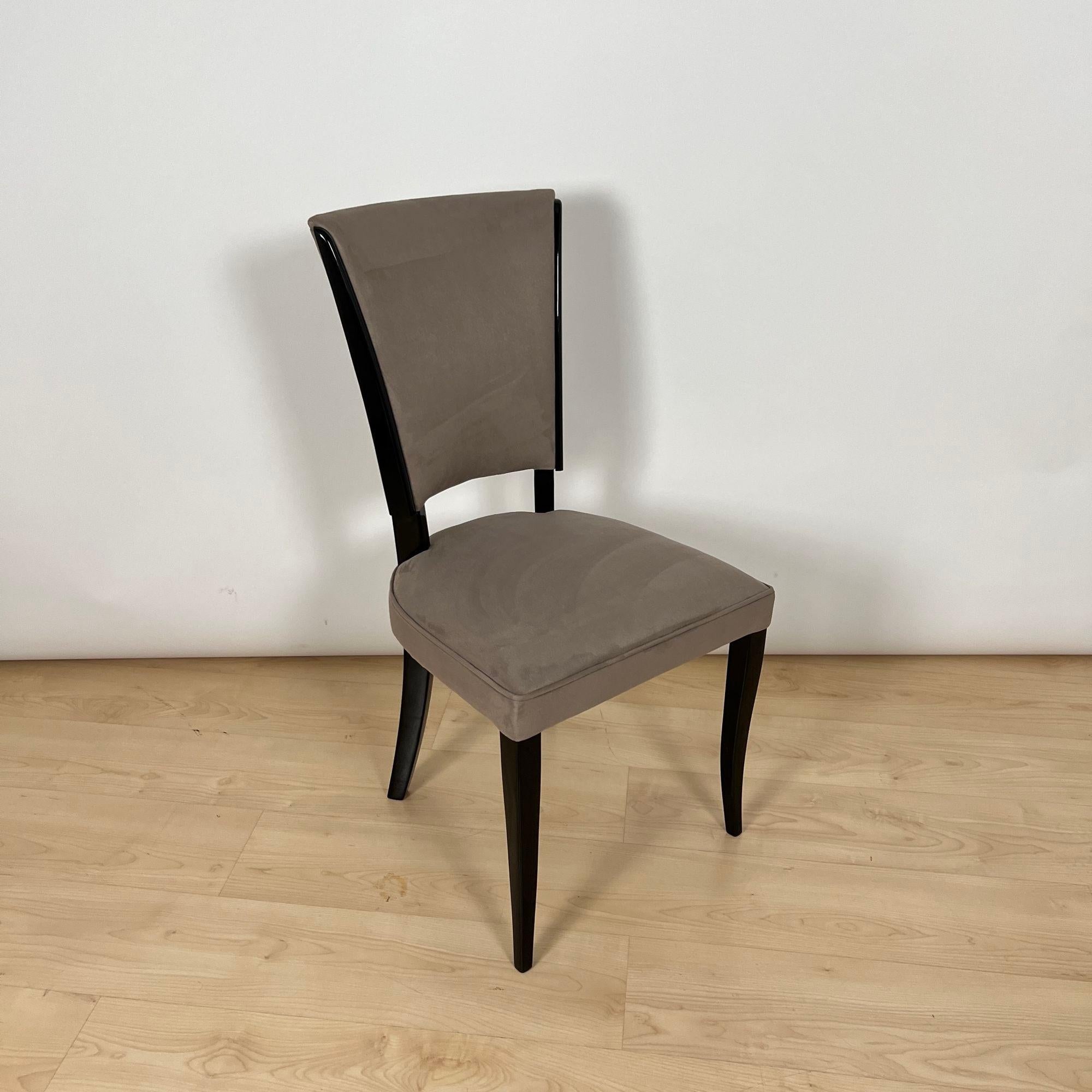 Satz von sechs Art Deco Stühlen, schwarzer Lack, graues Alcantara, Frankreich um 1930 im Angebot 9