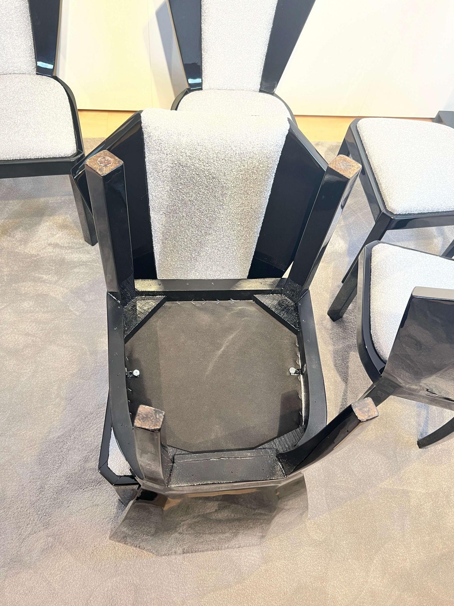 Set of Six Art Deco Dining Chairs, Black Lacquer, Grey Fabric, France circa 1930 For Sale 3