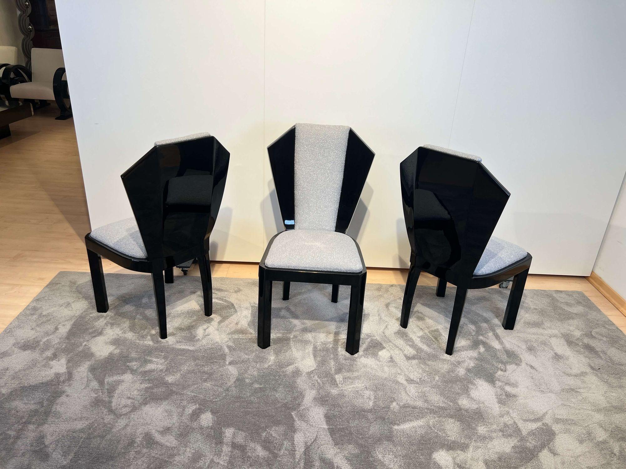 Set of Six Art Deco Dining Chairs, Black Lacquer, Grey Fabric, France circa 1930 For Sale 5