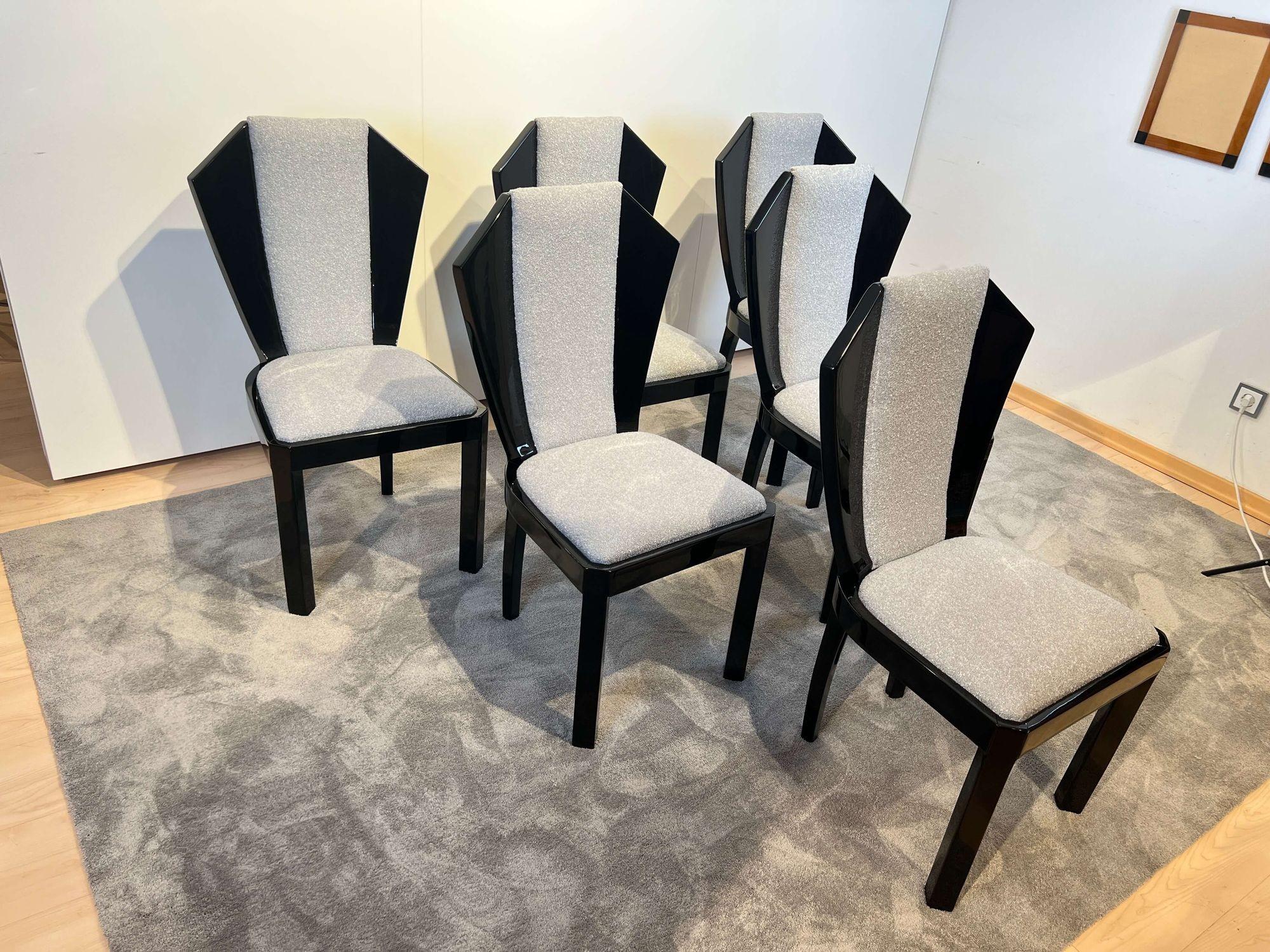 Lacquered Set of Six Art Deco Dining Chairs, Black Lacquer, Grey Fabric, France circa 1930 For Sale
