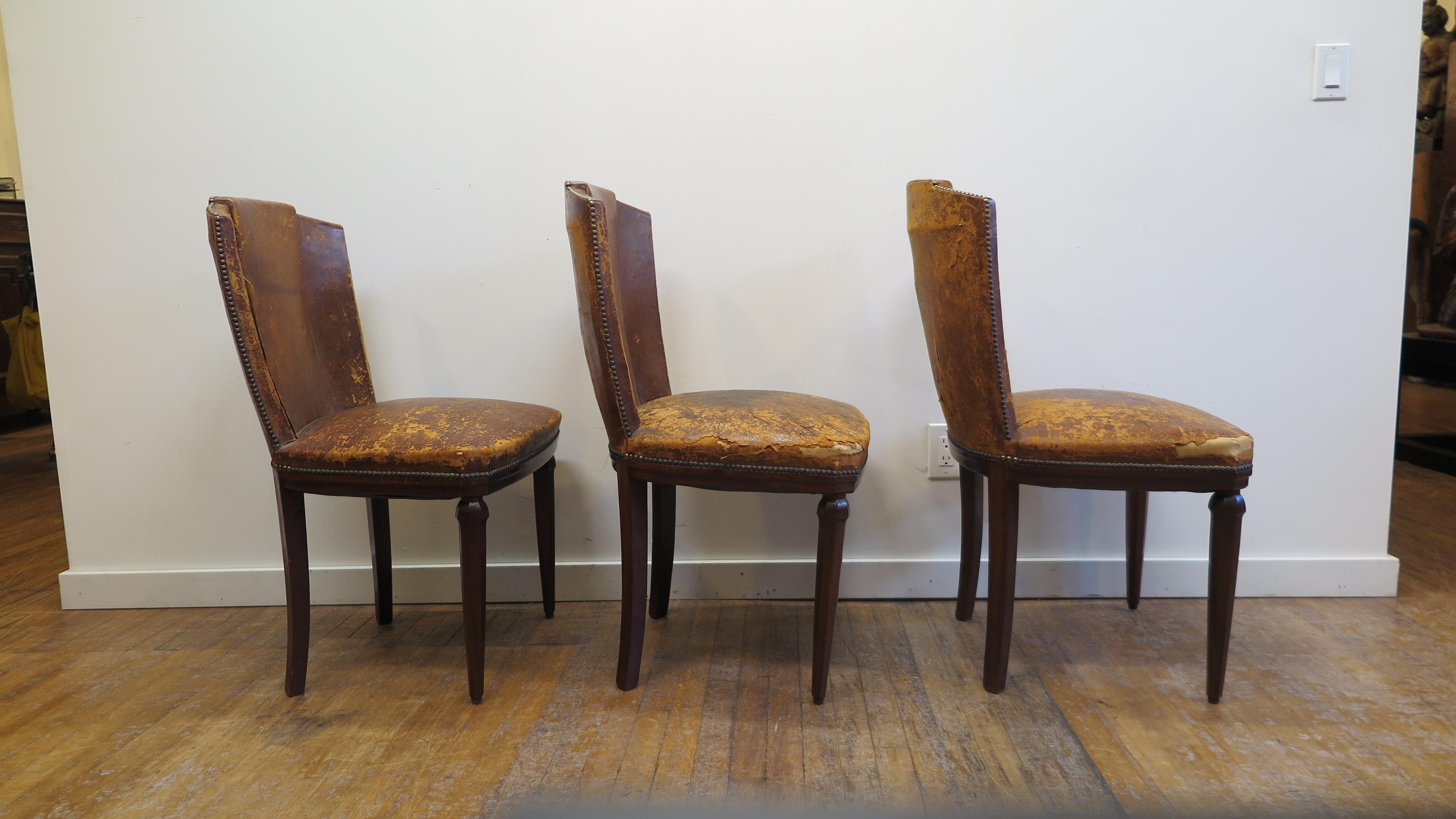 Set of Six Art Deco Dining Chairs In Distressed Condition In New York, NY