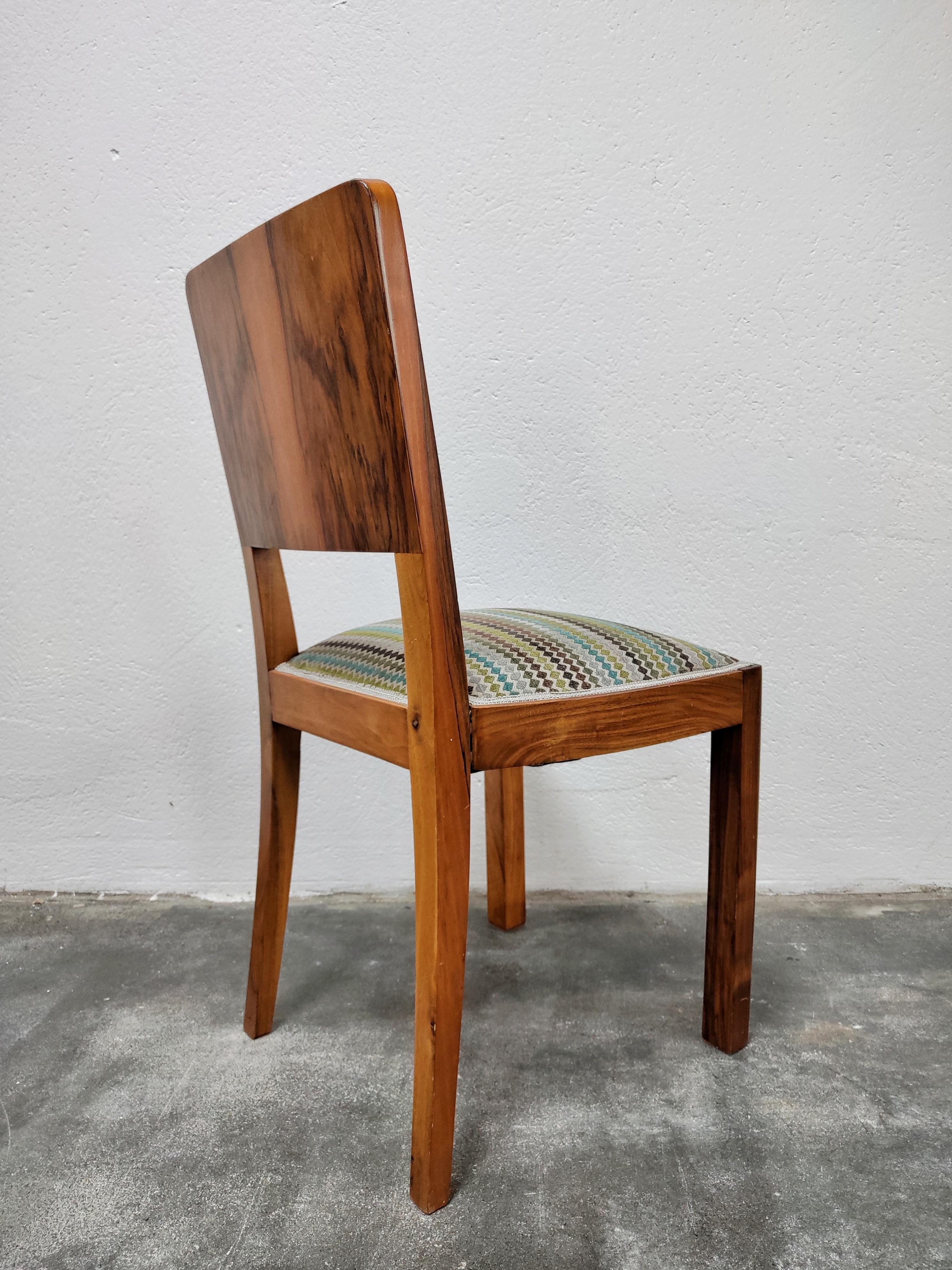 Set of Six Art Deco Dining Chairs in Walnut Roots Veneer, Austria 1940s For Sale 4