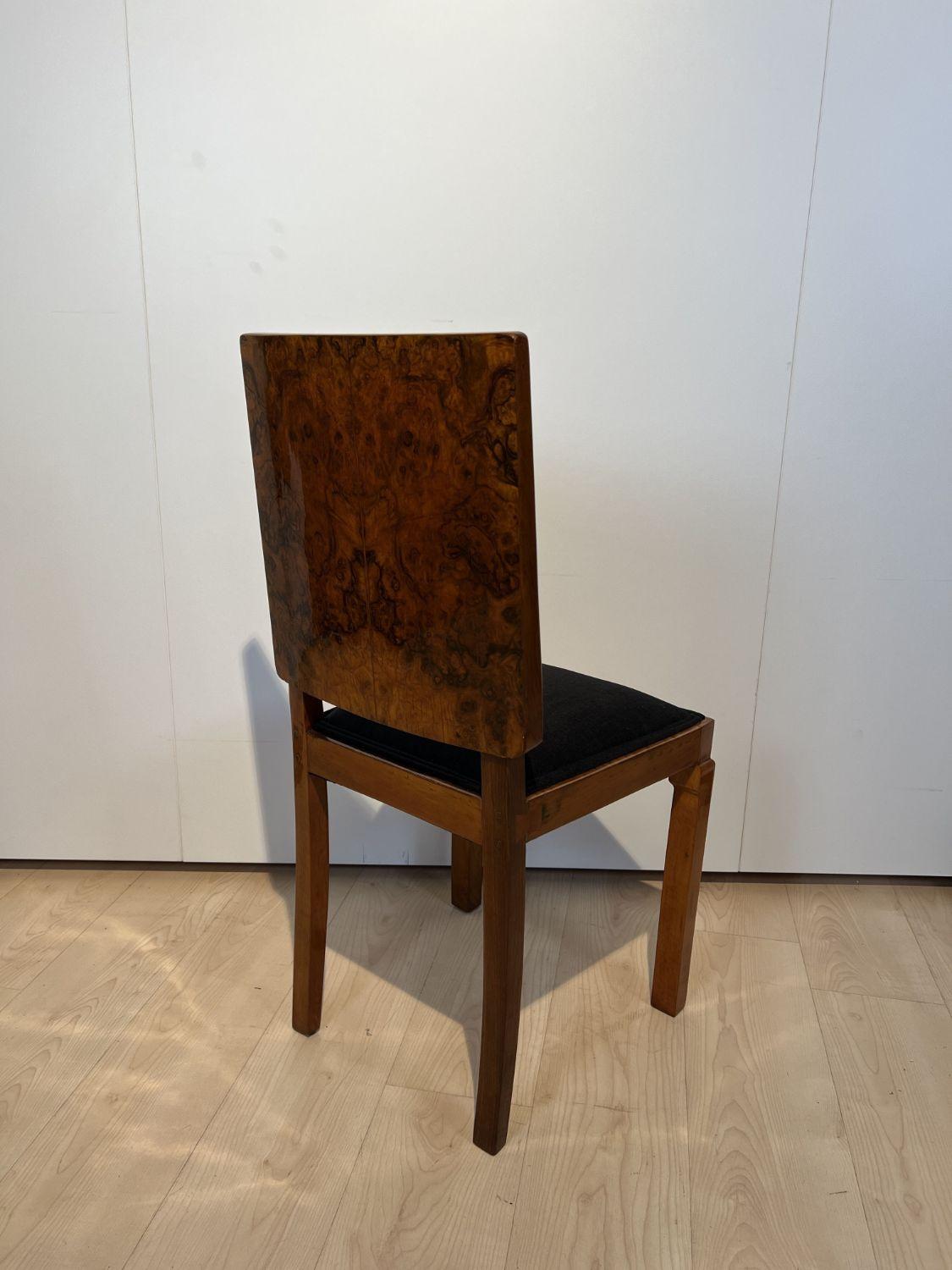 Set of Six Art Deco Dining Chairs, Walnut Roots Veneer, France, circa 1930 In Good Condition In Regensburg, DE