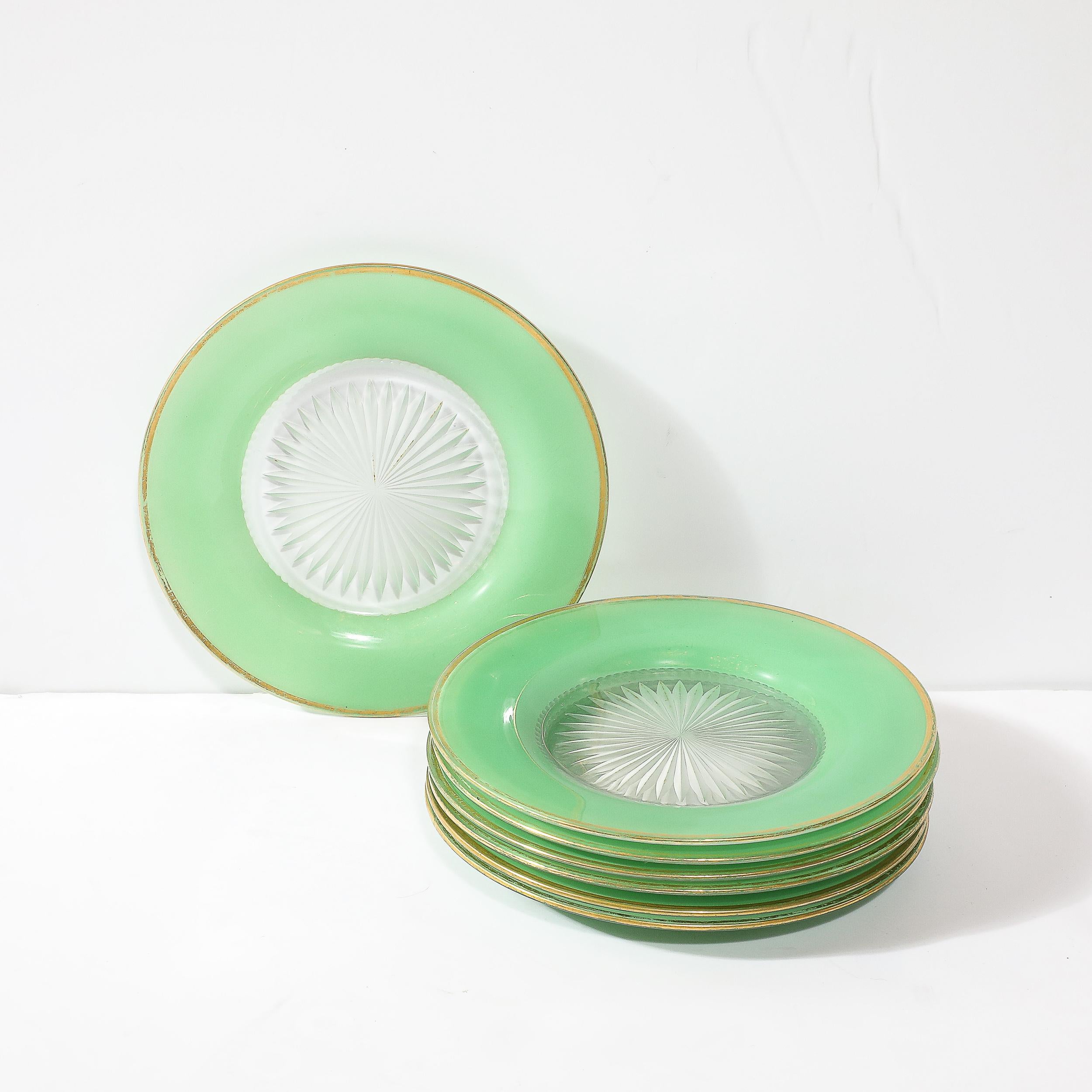Juego de seis platos de postre Art Decó de cristal prensado y porcelana de jade de Moser Checo en venta