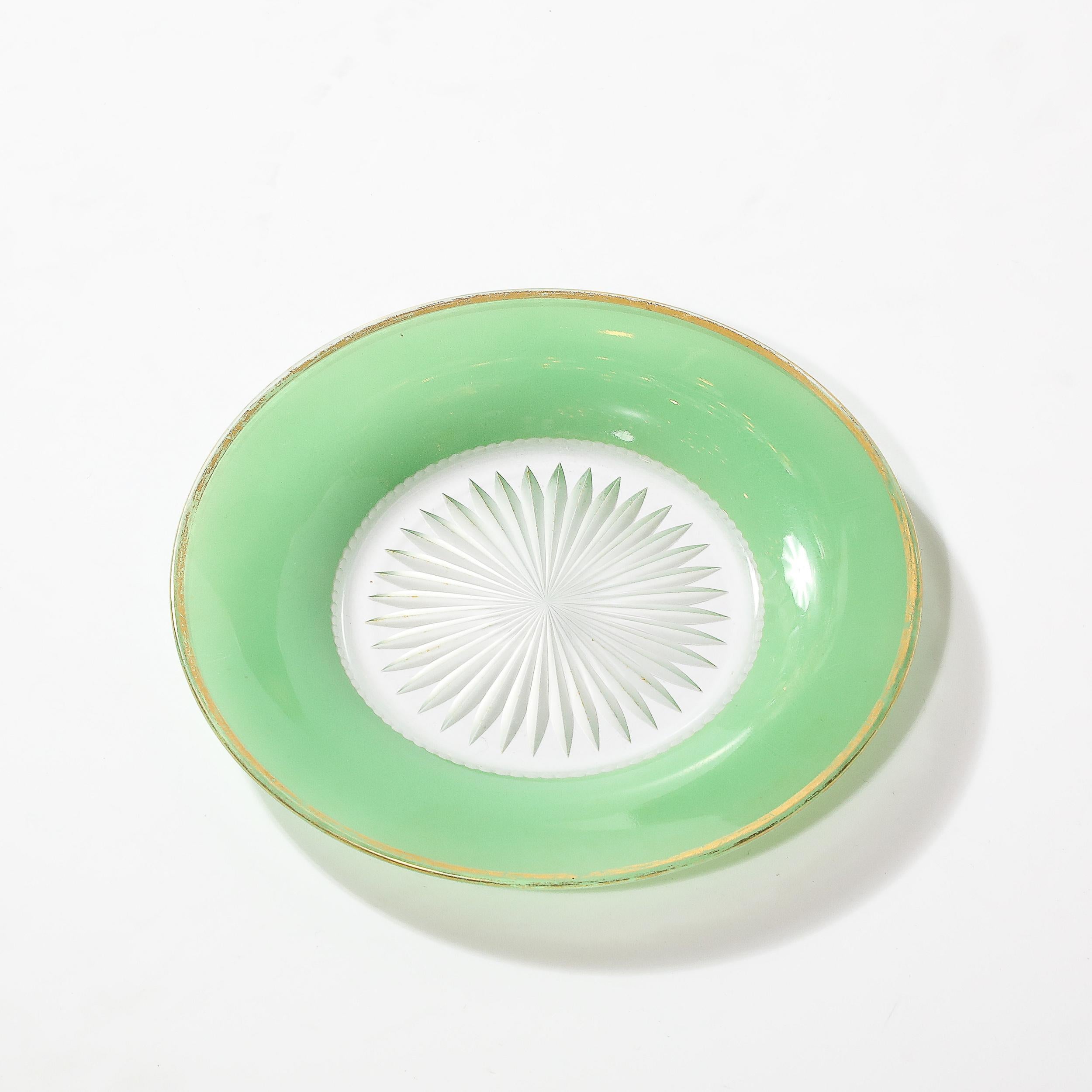 Juego de seis platos de postre Art Decó de cristal prensado y porcelana de jade de Moser en venta 2