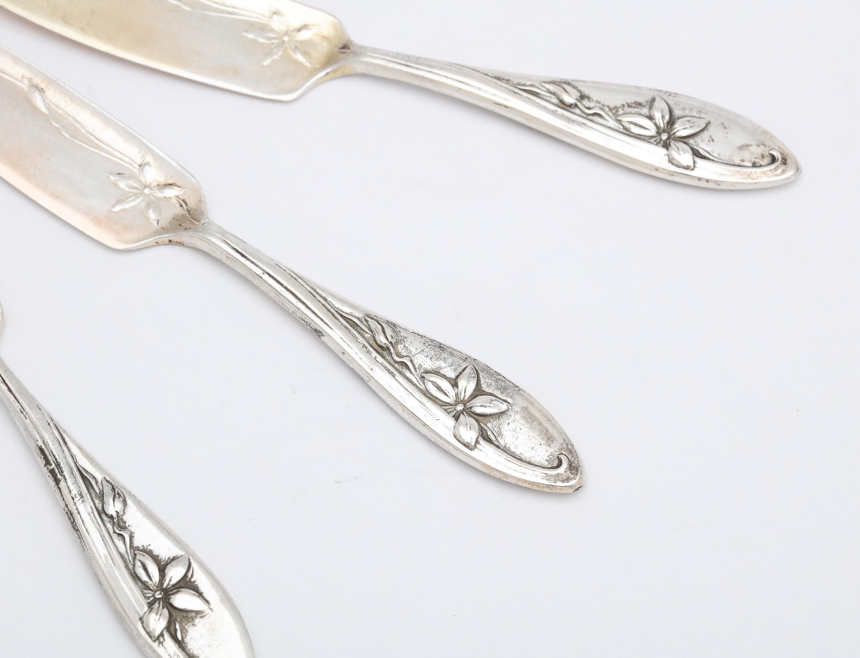 Set of Six Art Nouveau Continental Silver (.800) Caviar/Hors d'Oeuvres Spreaders For Sale 8