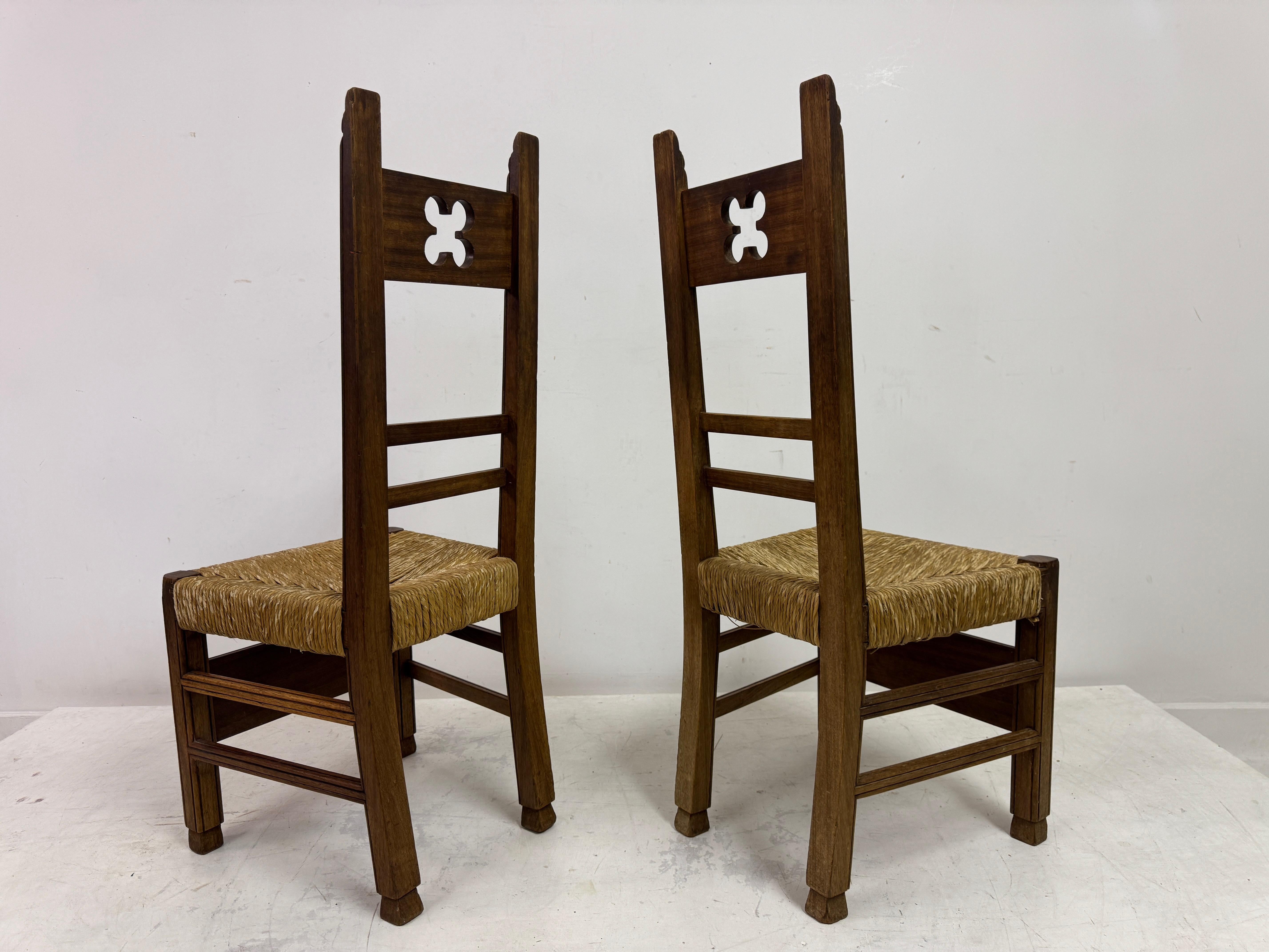 Satz von sechs kirchlichen Arts and Crafts-Esszimmerstühlen, ca. 1920 im Angebot 8