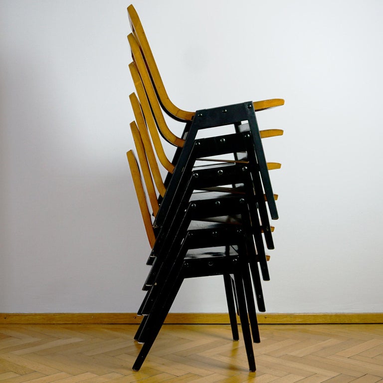 A set of six stackable beech plywood chairs designed by Prof. Roland Rainer in 1951.
Roland Rainer used these chairs for the Viennese city hall, Wiener Stadthalle in 1956-1962. The chair was named after that as the well-known 