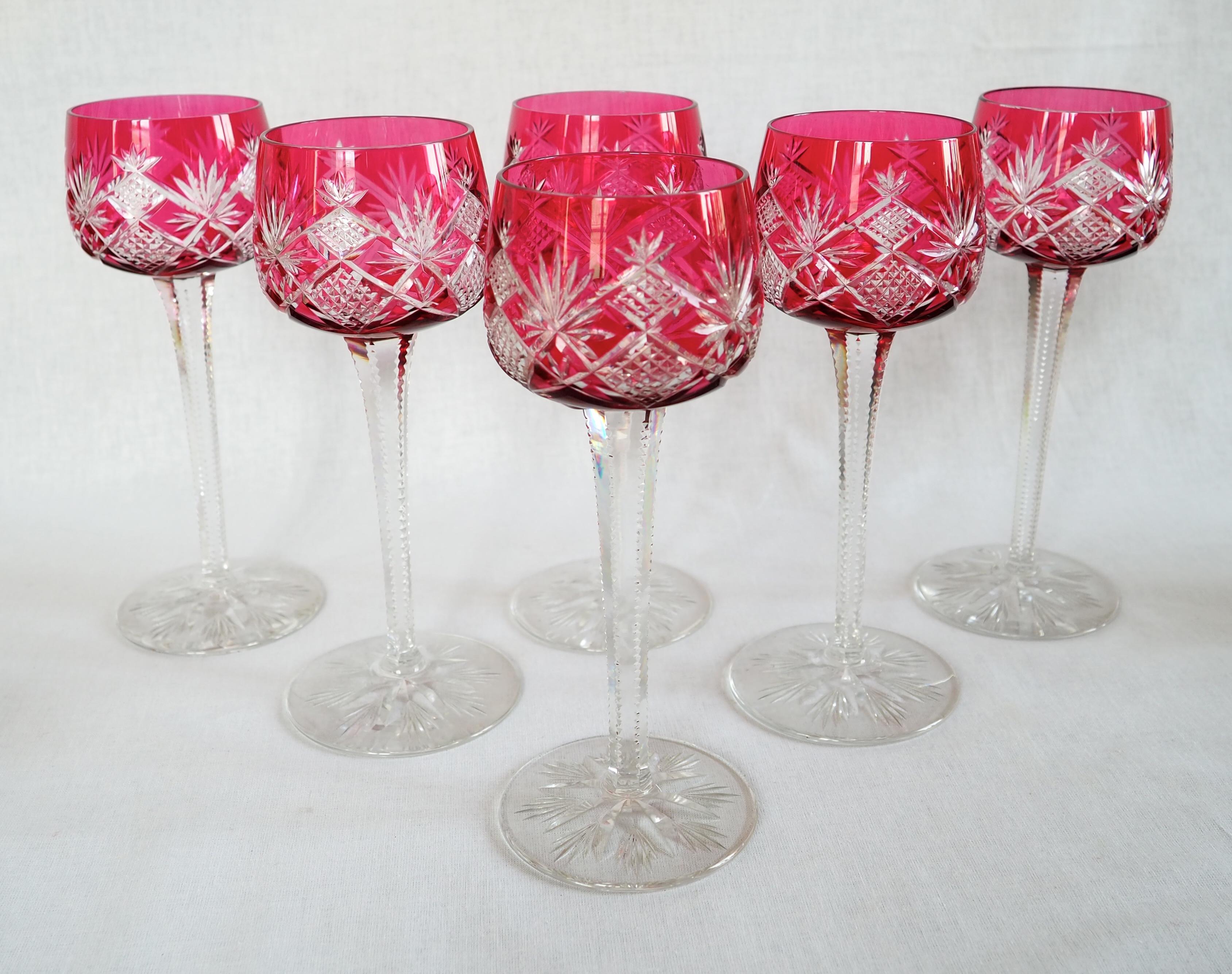 Ensemble de six verres à vin en cristal de Baccarat - Modèle No No. en vente 3