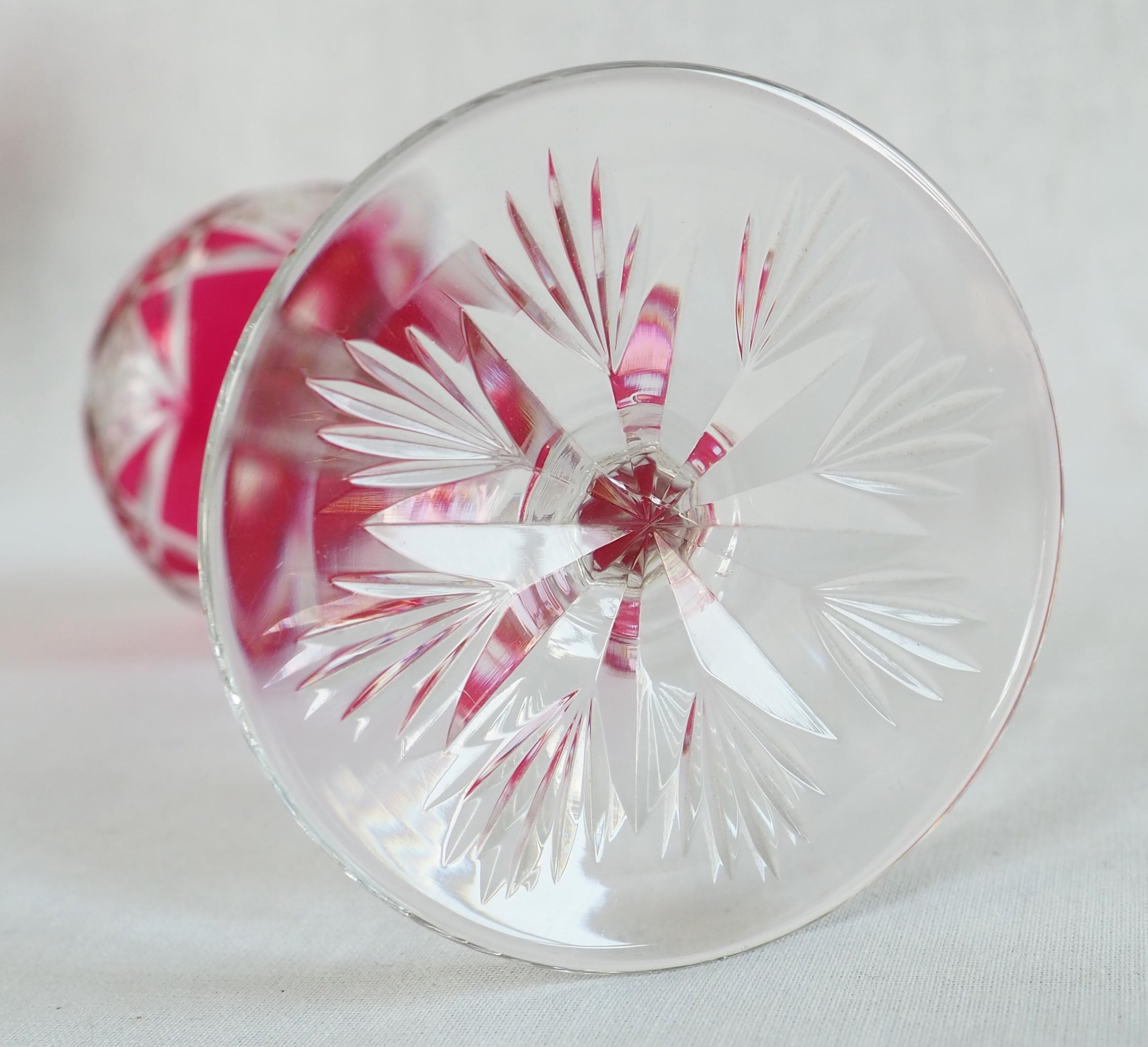 Ensemble de six verres à vin en cristal de Baccarat - Modèle No No. en vente 2