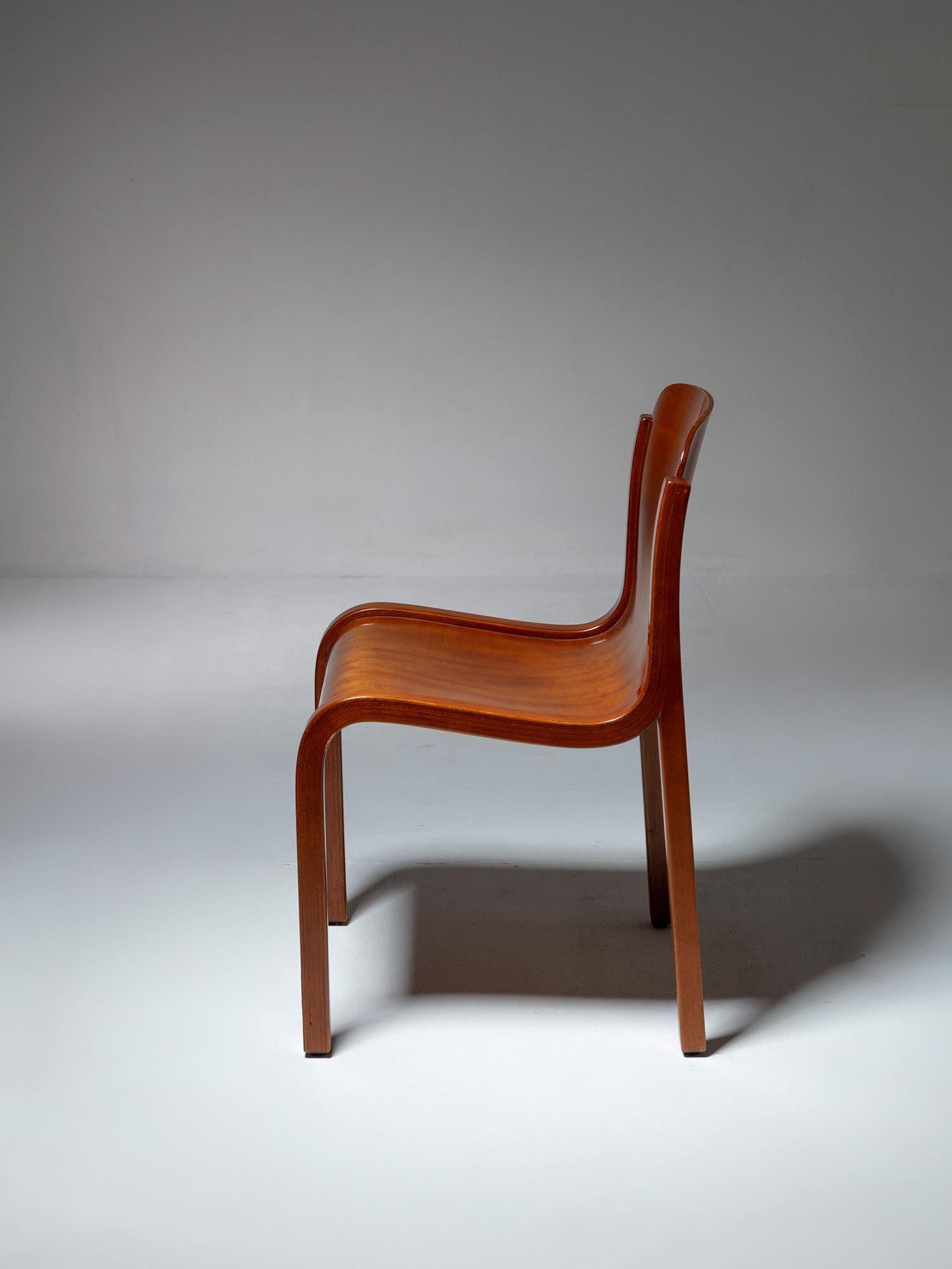 Ensemble de six chaises Bartoli Mito en contreplaqué pour T70, Italie, années 1960 en vente 4