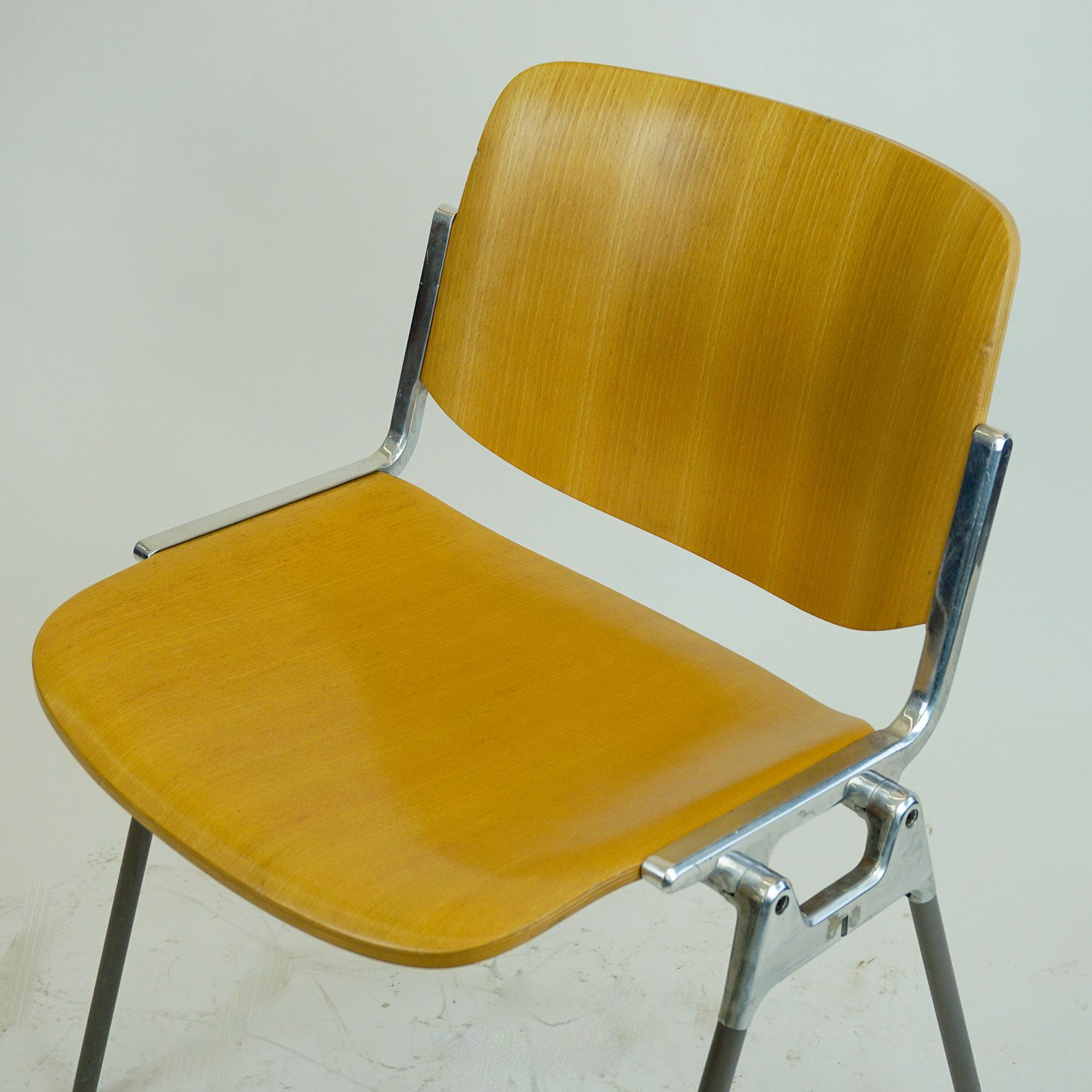 Set of Six Beechwood Castelli DSC 106 Stacking Chairs by Giancarlo Piretti 7