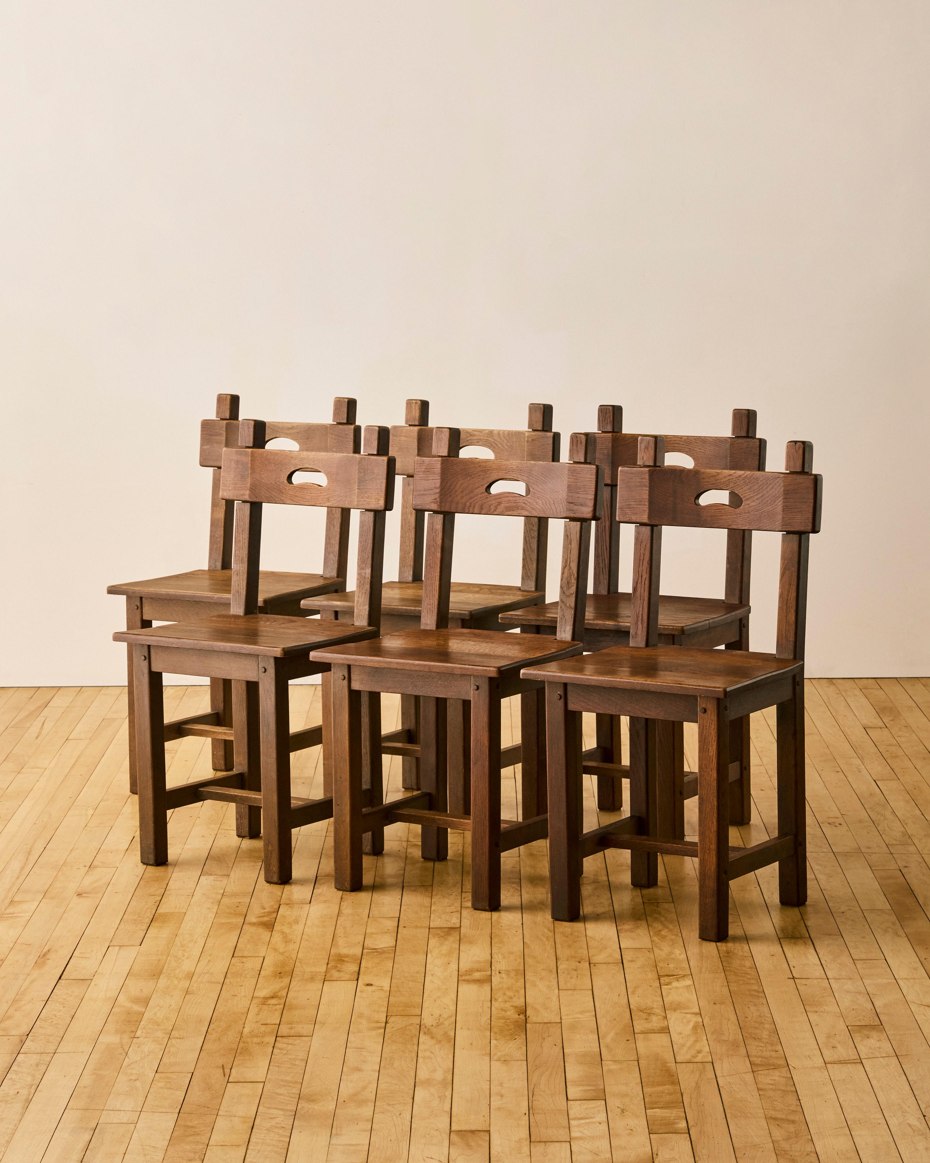 Set of Six Belgian Brutalist Style Oak Chairs im Angebot 1