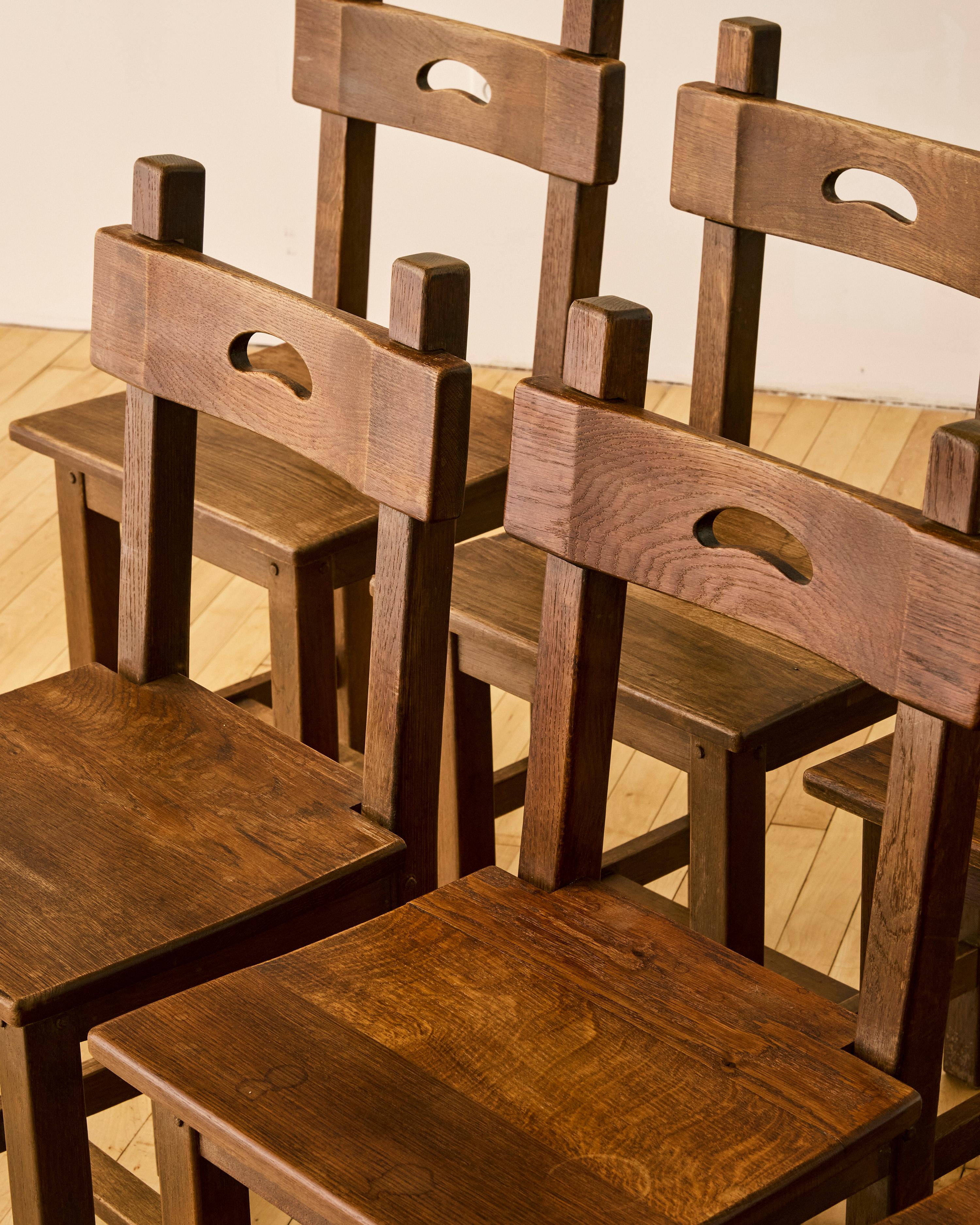 Set of Six Belgian Brutalist Style Oak Chairs im Angebot 2