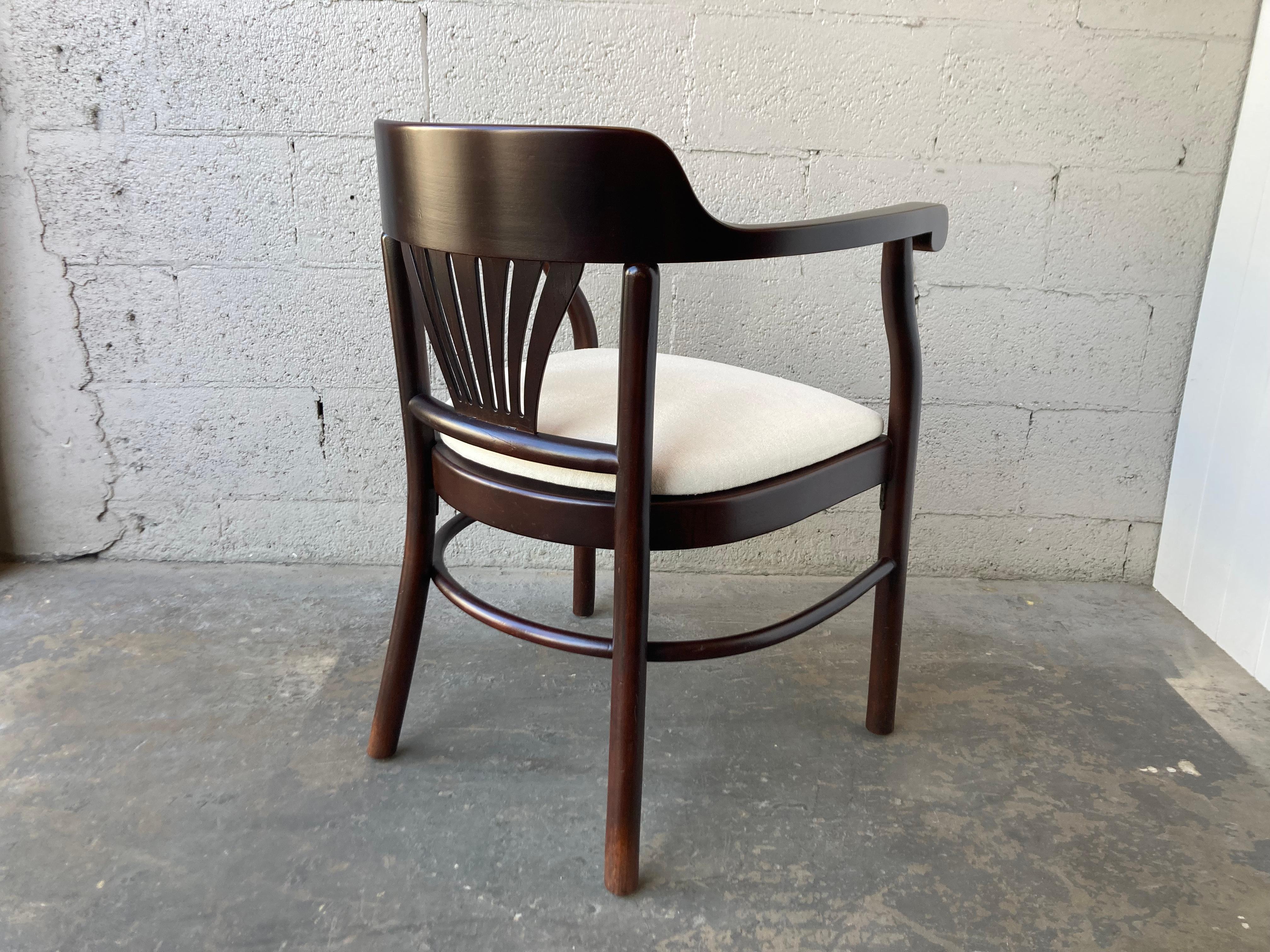 Set of Six Bentwood Arm Dining Chairs For Sale 12