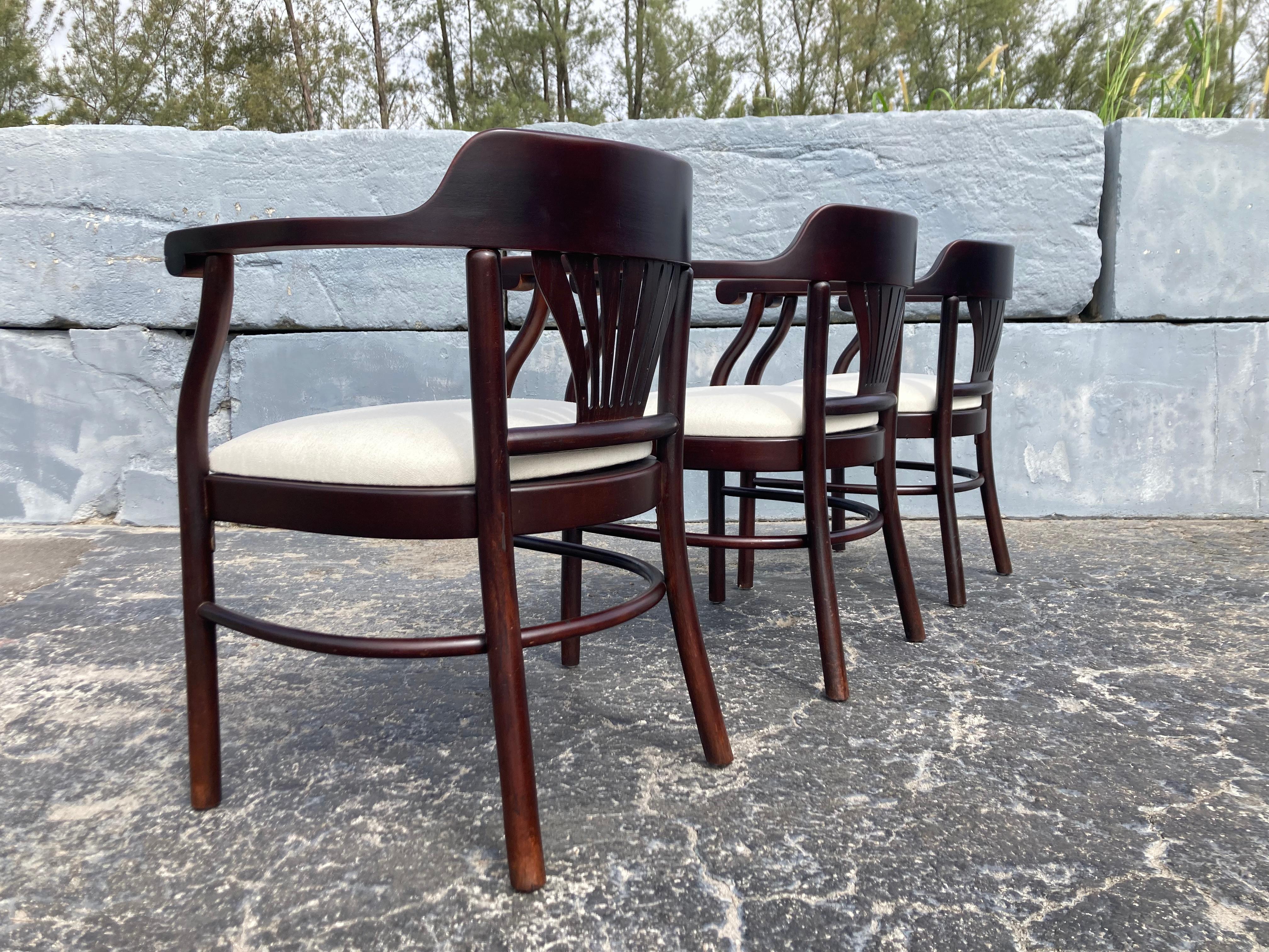 American Set of Six Bentwood Arm Dining Chairs For Sale