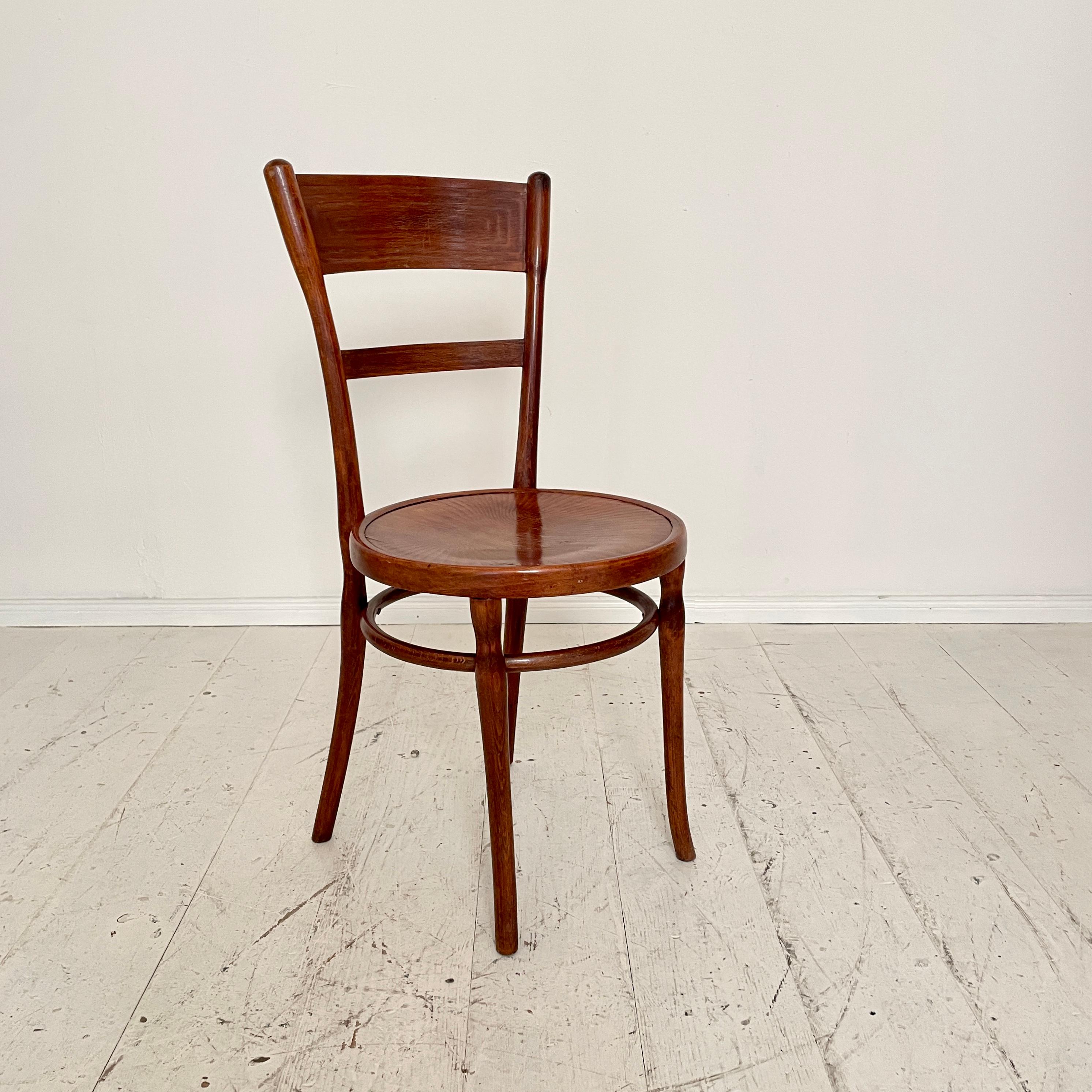 Set of Six Bentwood Dining Chairs, in Brown Beechwood, Jugendstil Around 1910 13