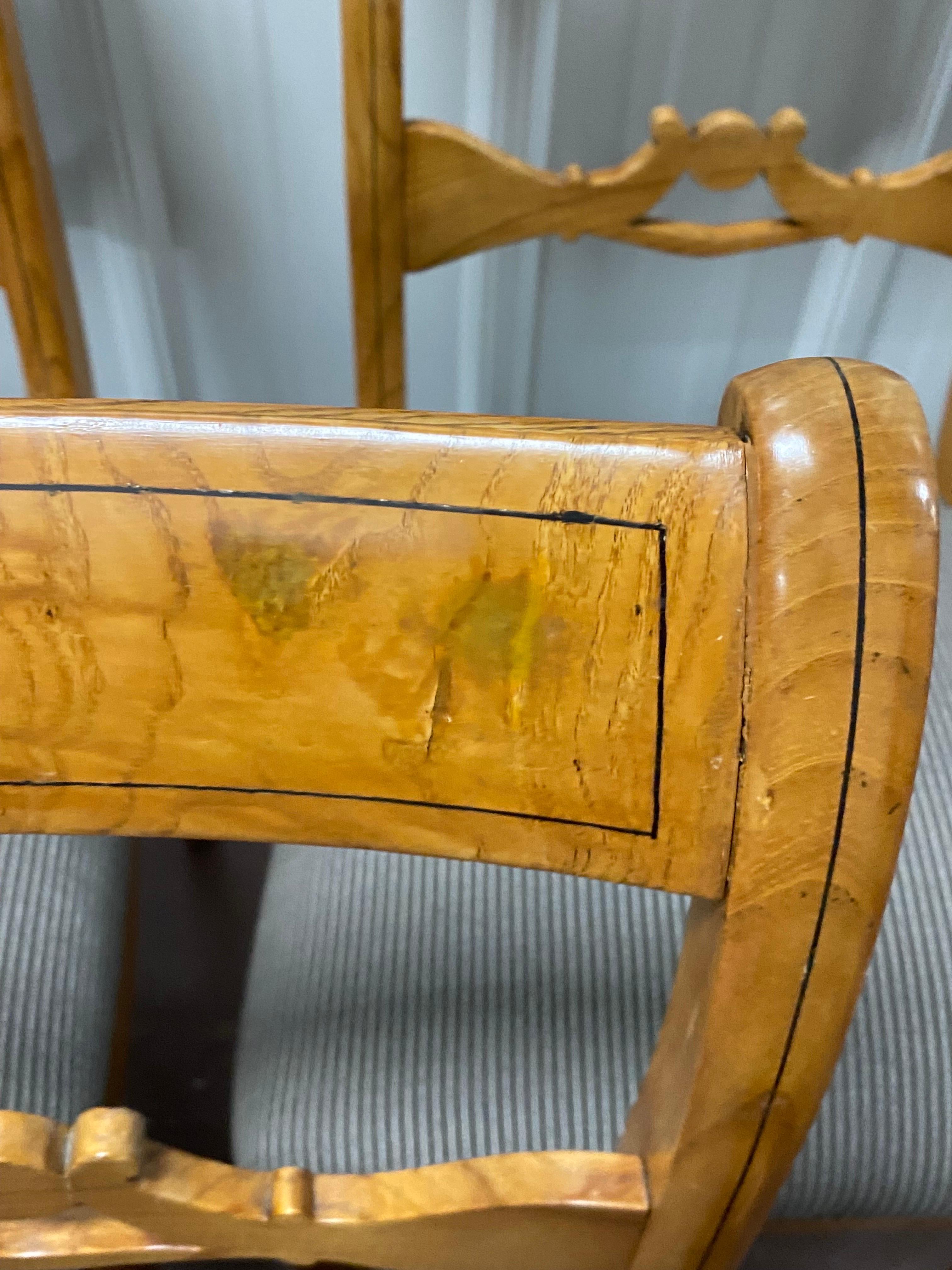 Set of Six Biedermeier Ash Dining Chairs, Central Germany, c. 1830/35 For Sale 5