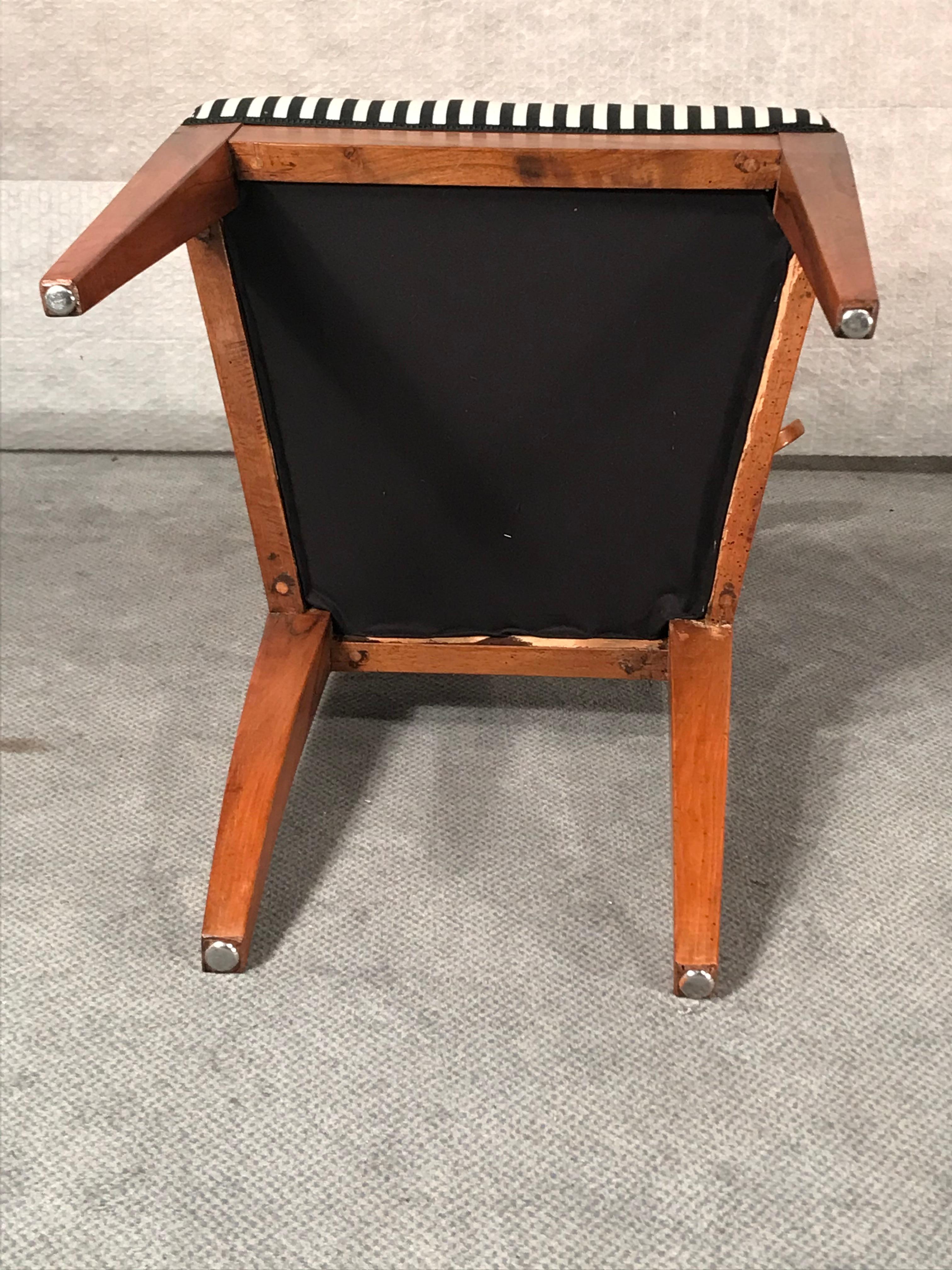 Set of Six Biedermeier Chairs, 1825, Walnut 2