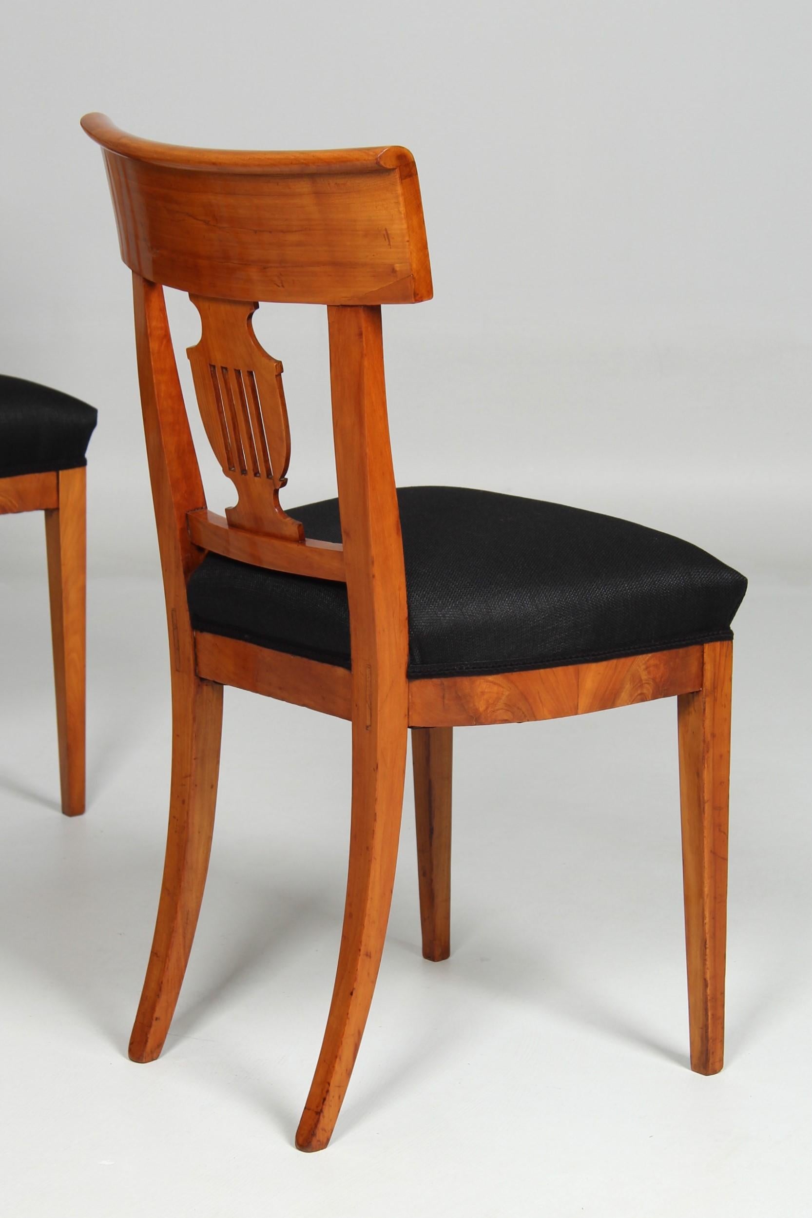 Inizio XIX secolo Set di sei sedie Biedermeier, ciliegio, Germania meridionale, circa 1830 in vendita