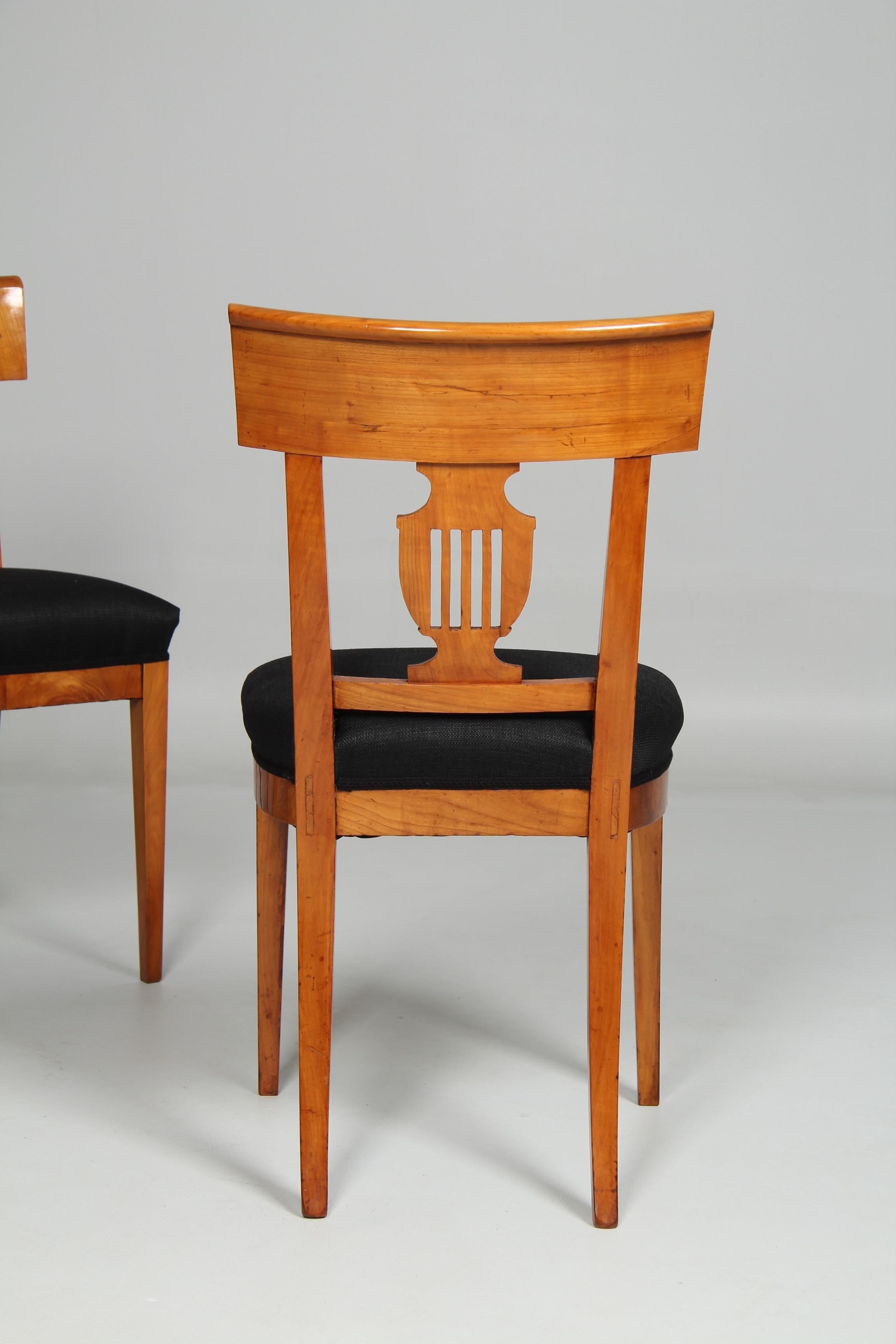 Set di sei sedie Biedermeier, ciliegio, Germania meridionale, circa 1830 in vendita 1