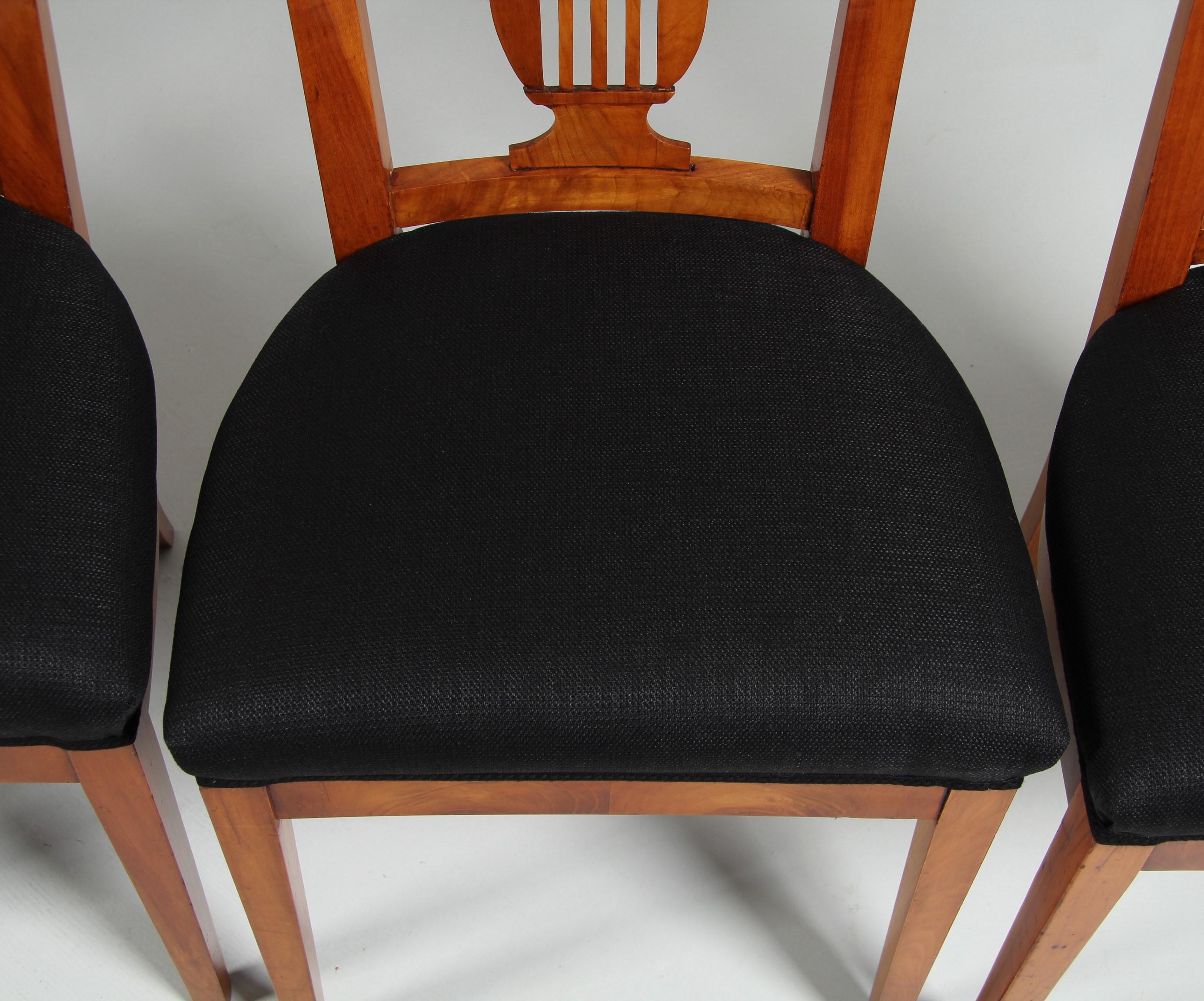 Set di sei sedie Biedermeier, ciliegio, Germania meridionale, circa 1830 in vendita 2