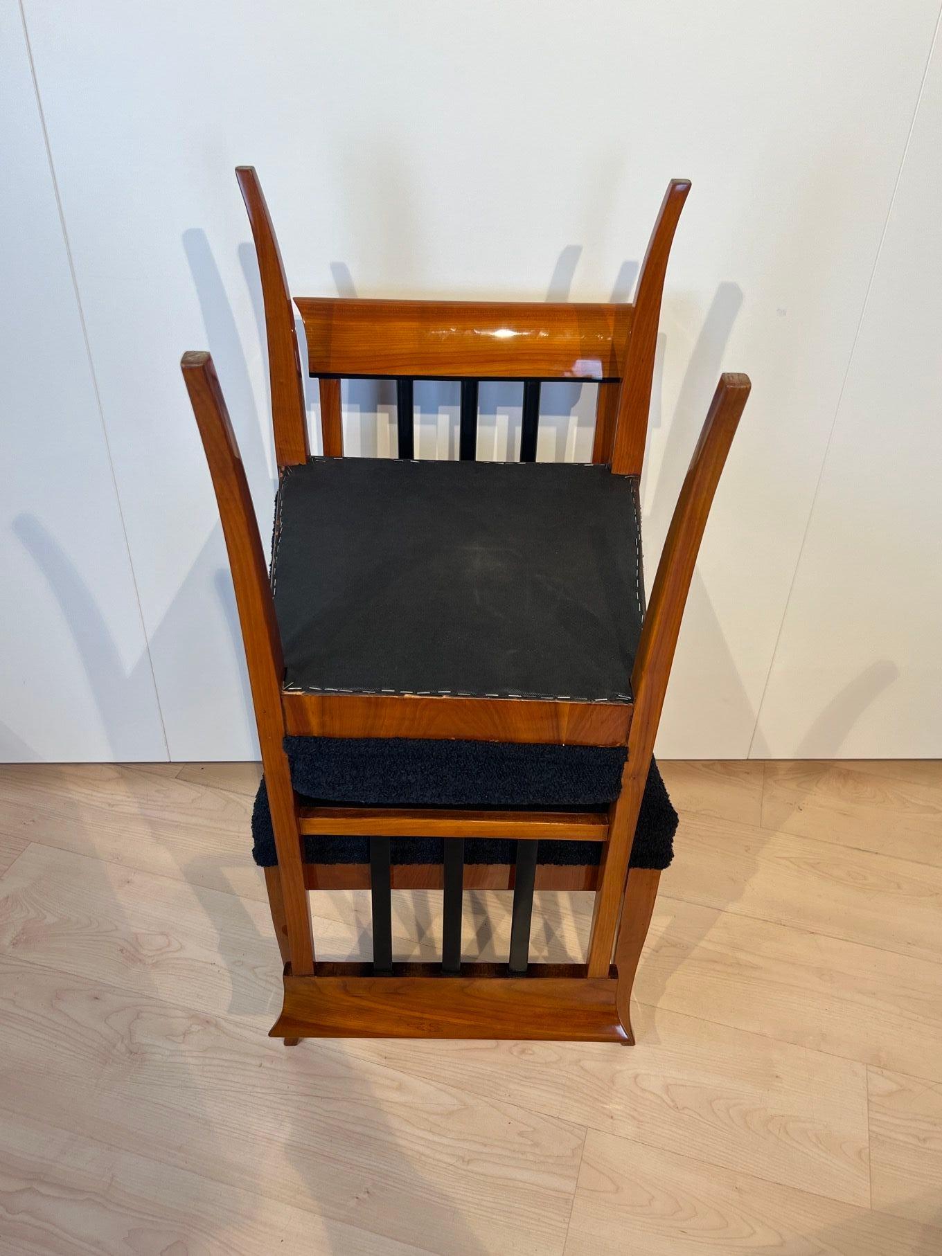 Set of Six Biedermeier Chairs, Cherry Wood, Ebony, South Germany circa 1830 For Sale 13