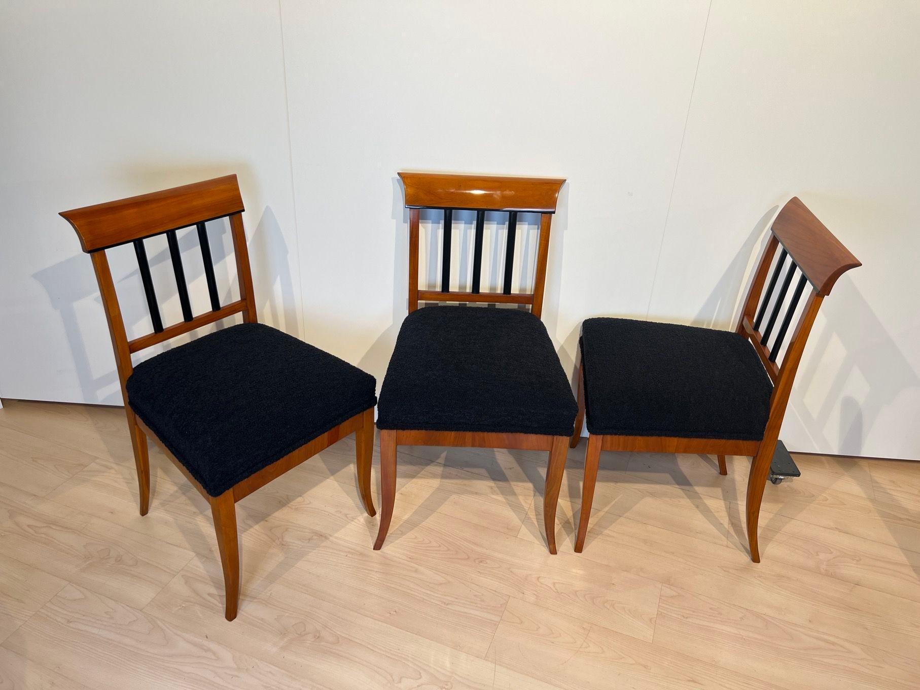 Fabric Set of Six Biedermeier Chairs, Cherry Wood, Ebony, South Germany circa 1830 For Sale