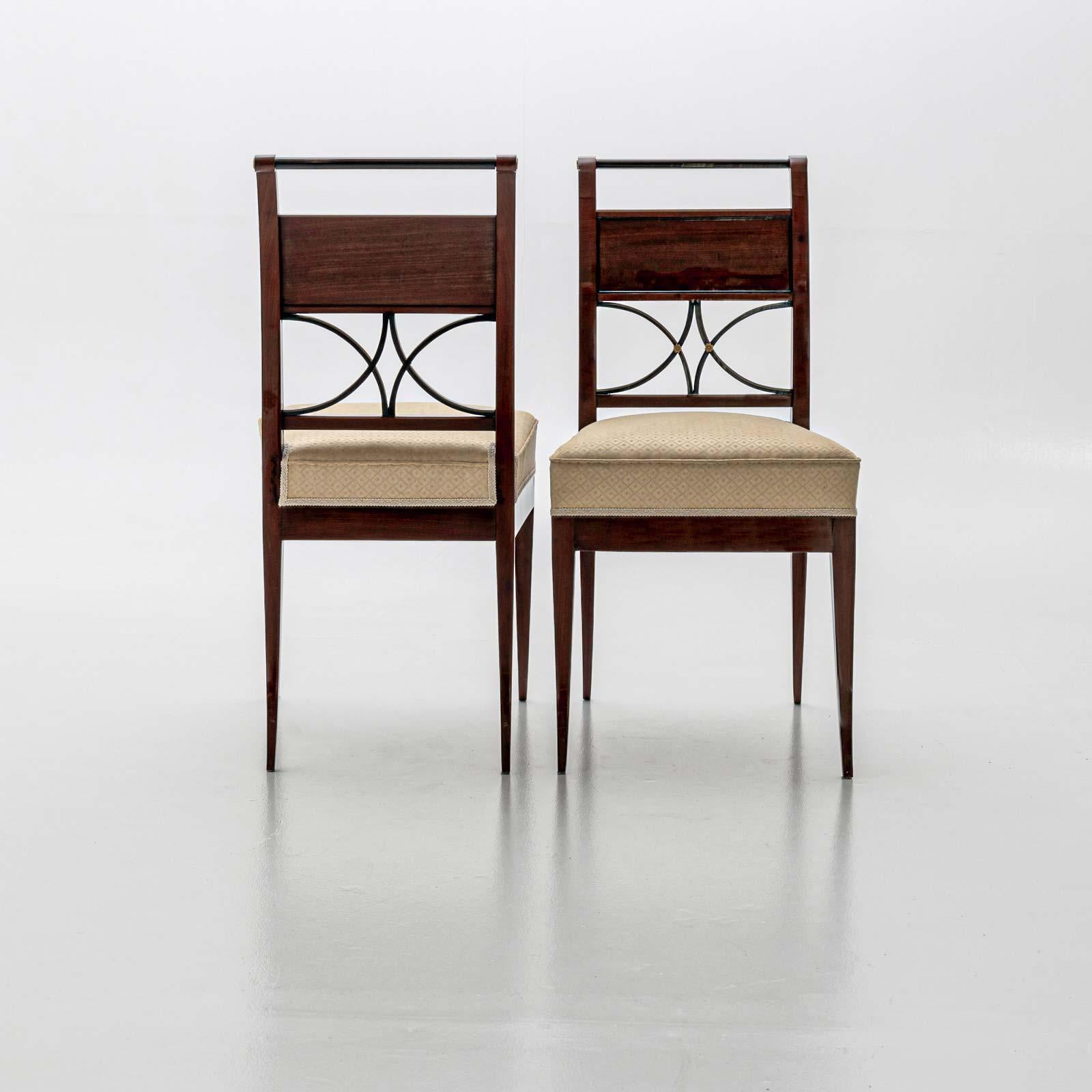 Satz von sechs Biedermeier-Stühlen, um 1830 (Mahagoni) im Angebot