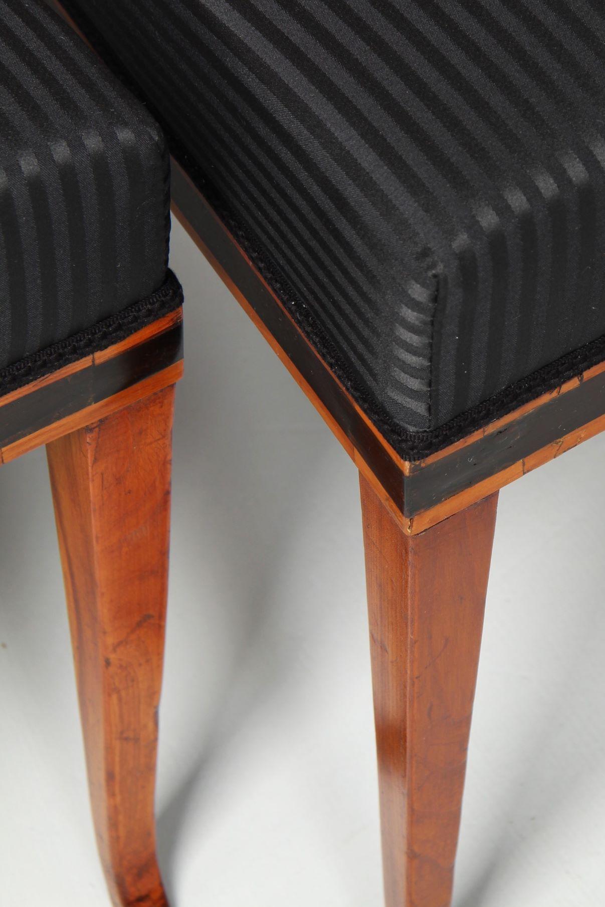 Set of Six Biedermeier Chairs with Inlays, Cherry, Germany, circa 1830 For Sale 5