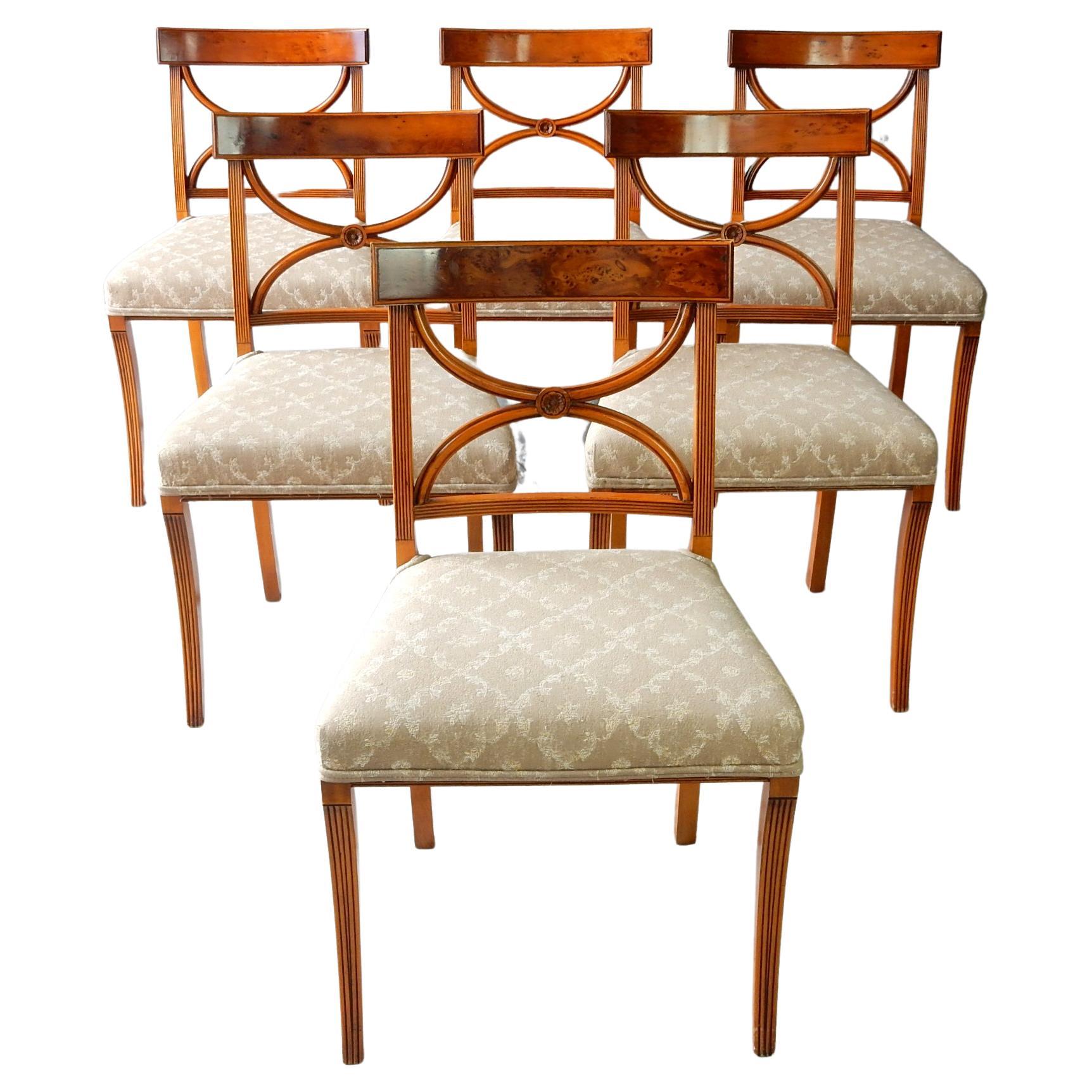 Ensemble de six chaises de salle à manger de style Biedermeier en vente