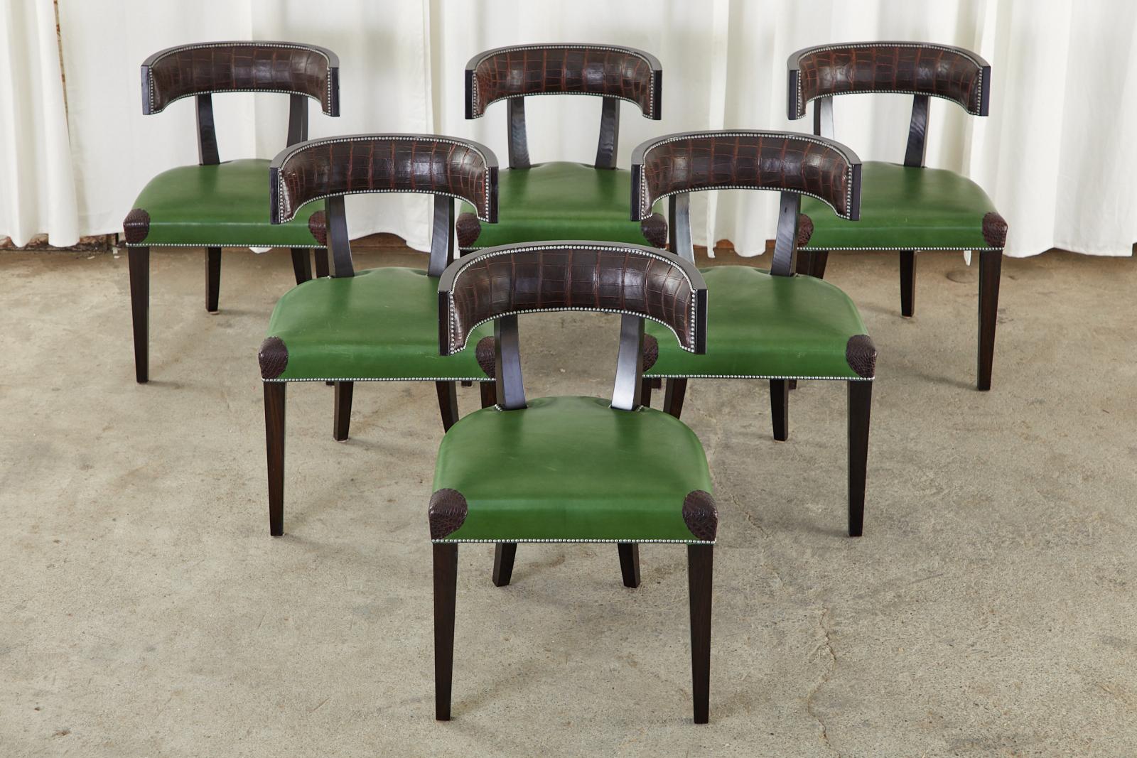 Set of Six Billy Haines Attributed Hollywood Regency Dining Chairs In Good Condition In Rio Vista, CA