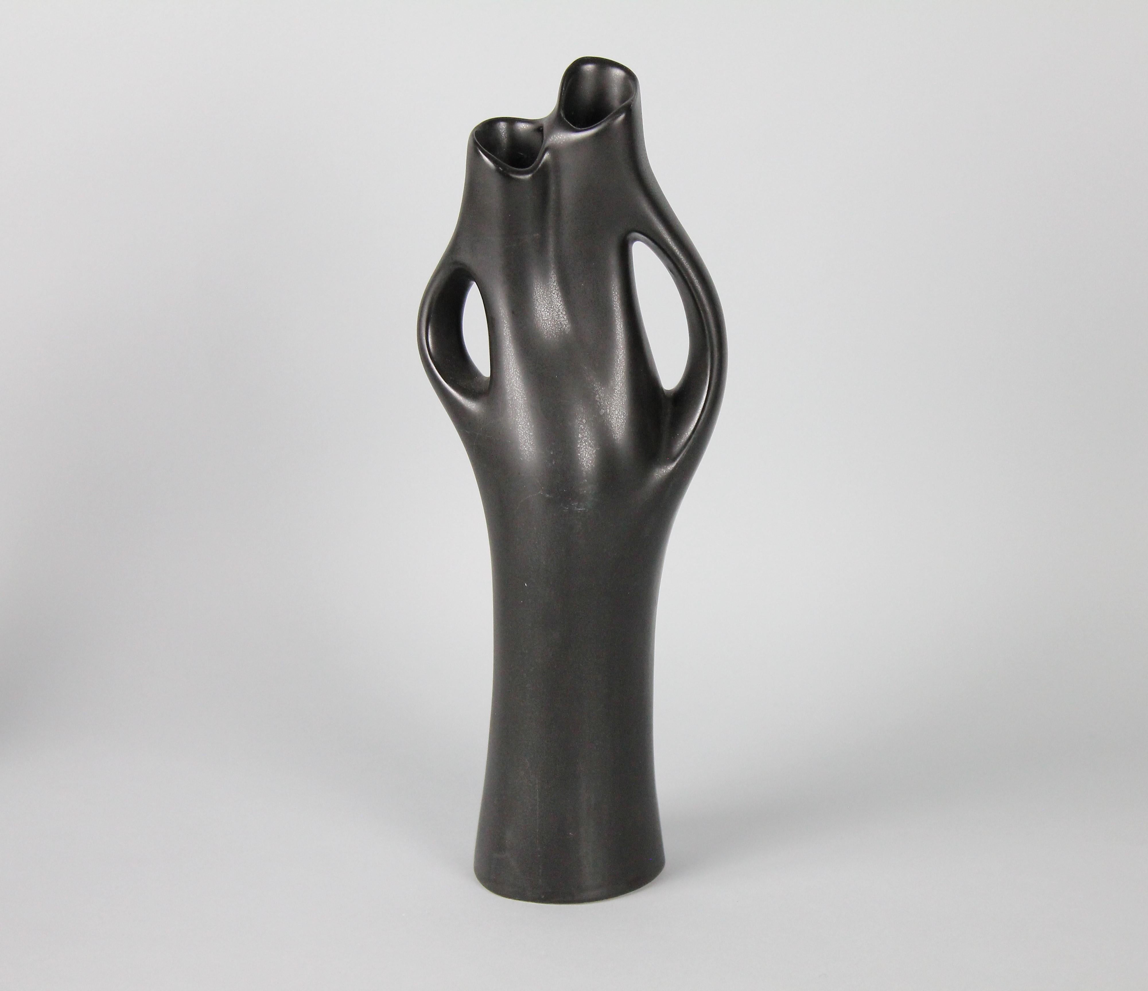 Set von sechs schwarzen Mangania-Vasen Lillemor Mannerheim Schweden Mid-Century Modern (20. Jahrhundert) im Angebot
