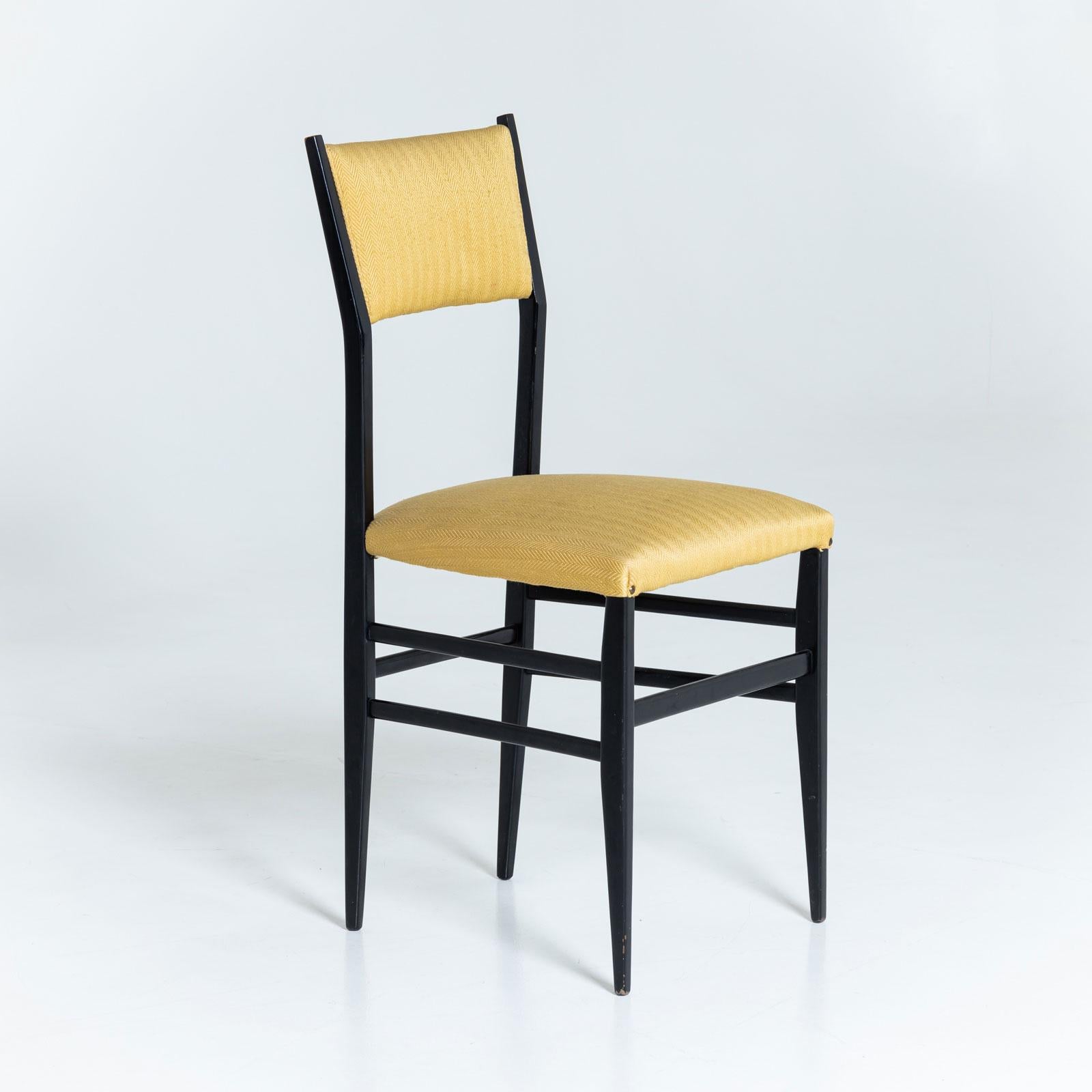 Set of six black Superleggera Chairs by Giò Ponti, Italy Mid-20th Century In Good Condition For Sale In Greding, DE