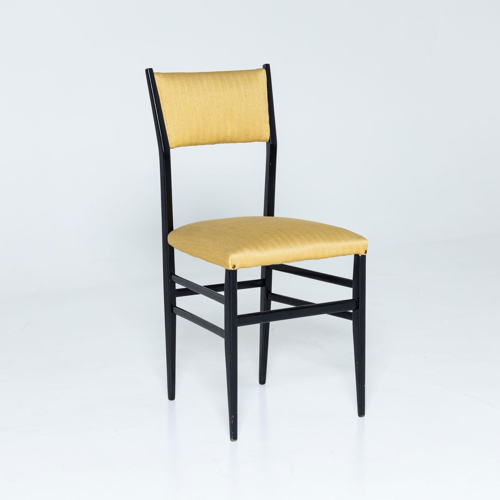 Set of six black Superleggera Chairs by Giò Ponti, Italy Mid-20th Century For Sale 1