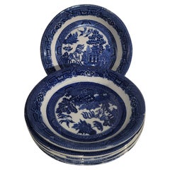 Set aus sechs blauen Weidenschalen