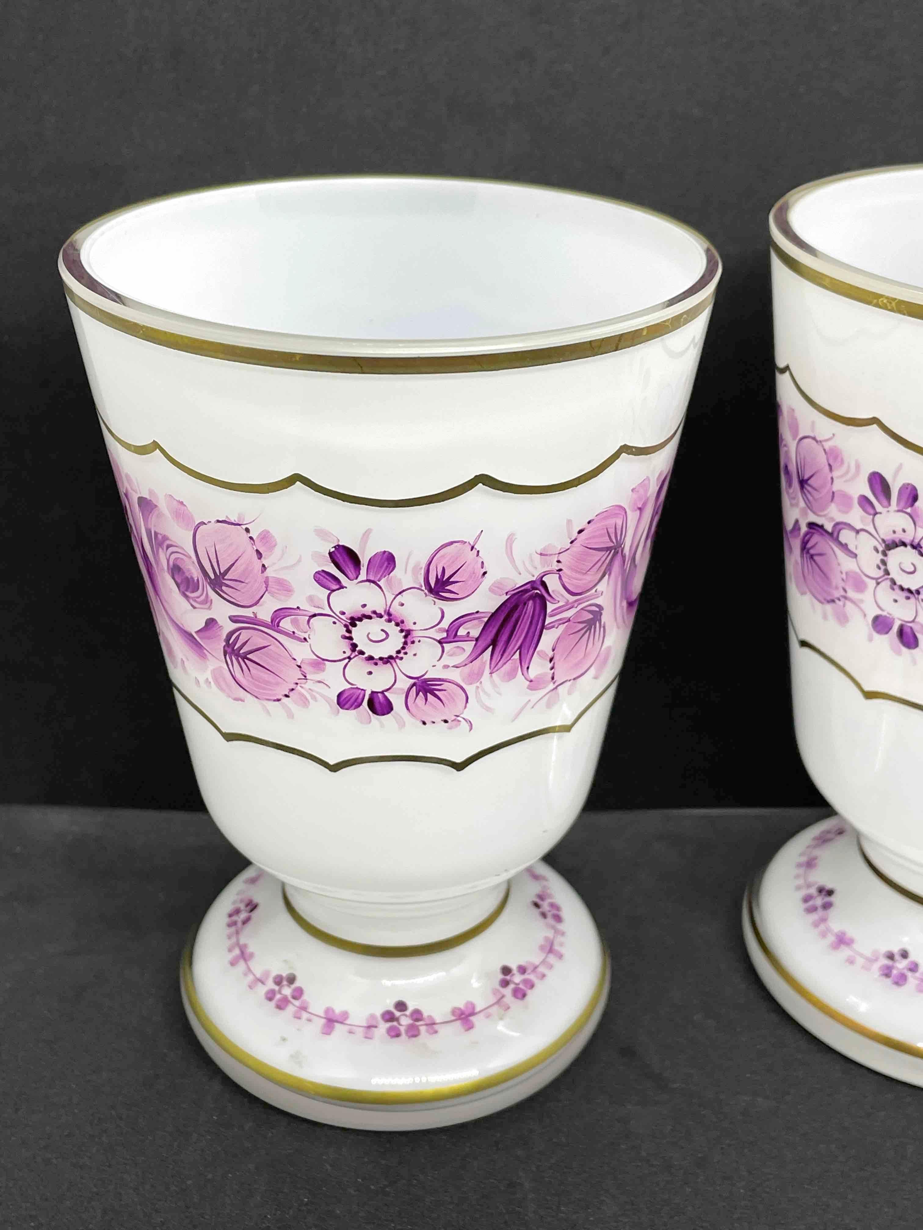 Hand-Crafted Set of Six Bohemian White Purple Colored Glass Beaker with Gold Rim, 1950s For Sale