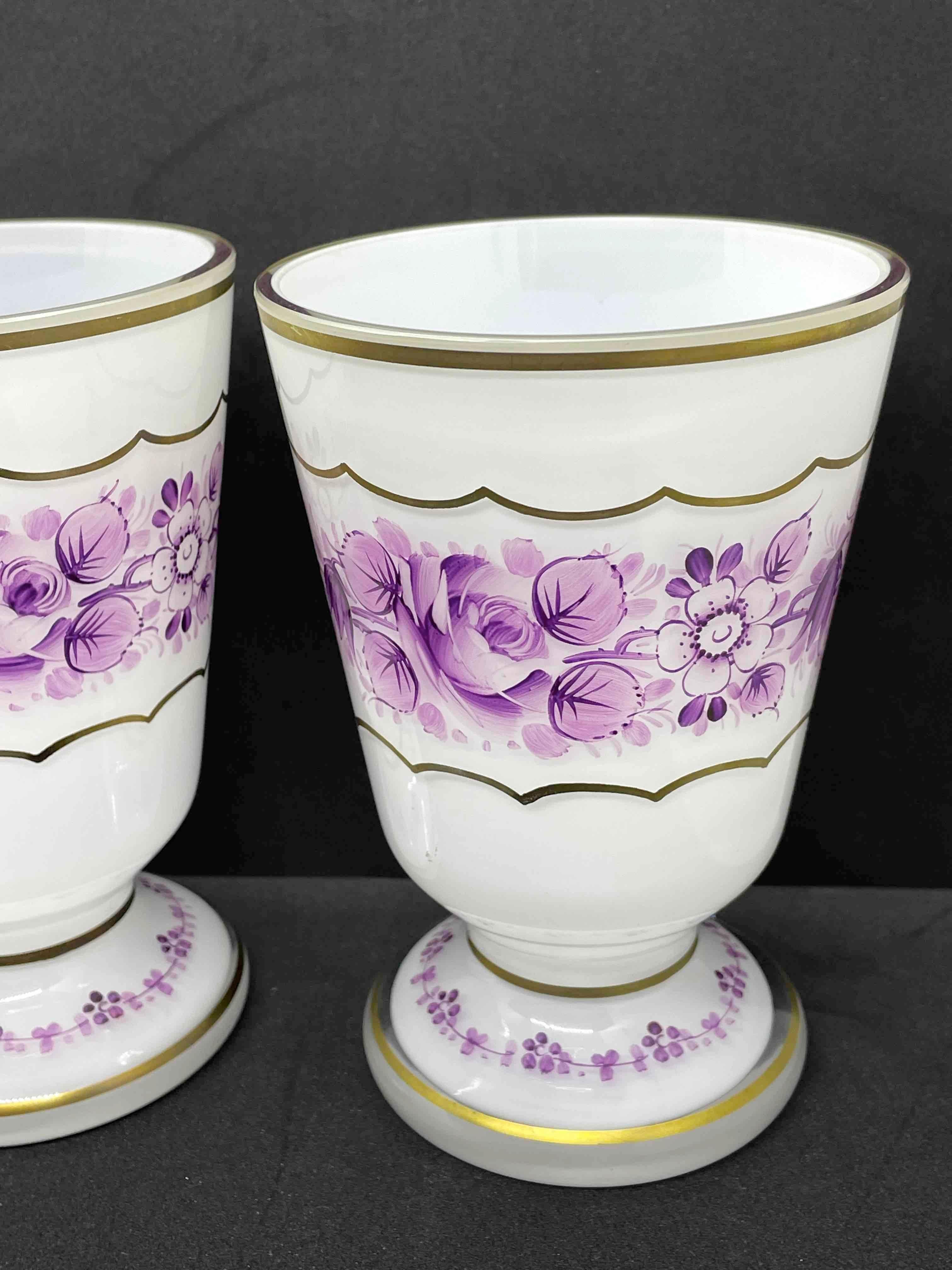 Mid-20th Century Set of Six Bohemian White Purple Colored Glass Beaker with Gold Rim, 1950s For Sale