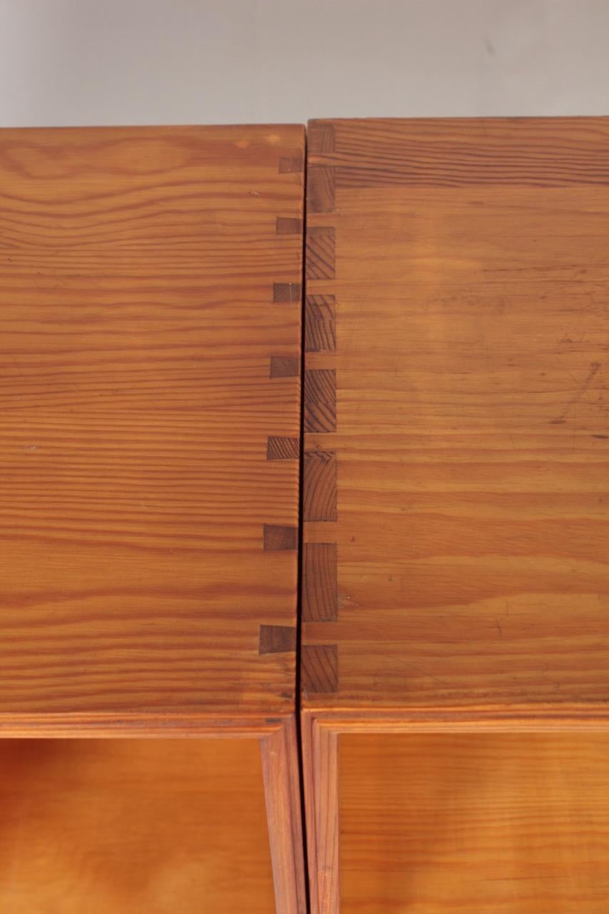 Set of Six Bookcases in Pine by Mogens Koch, Danish Design, Midcentury, 1950s 4