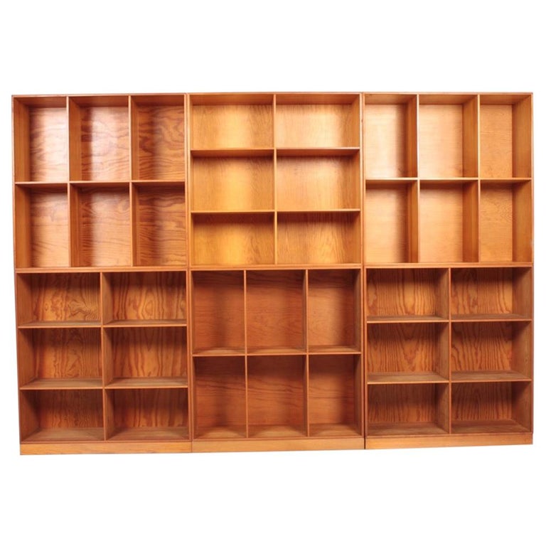 Set of Six Bookcases in Pine by Mogens Koch, Danish Design, Midcentury, 1950s For Sale