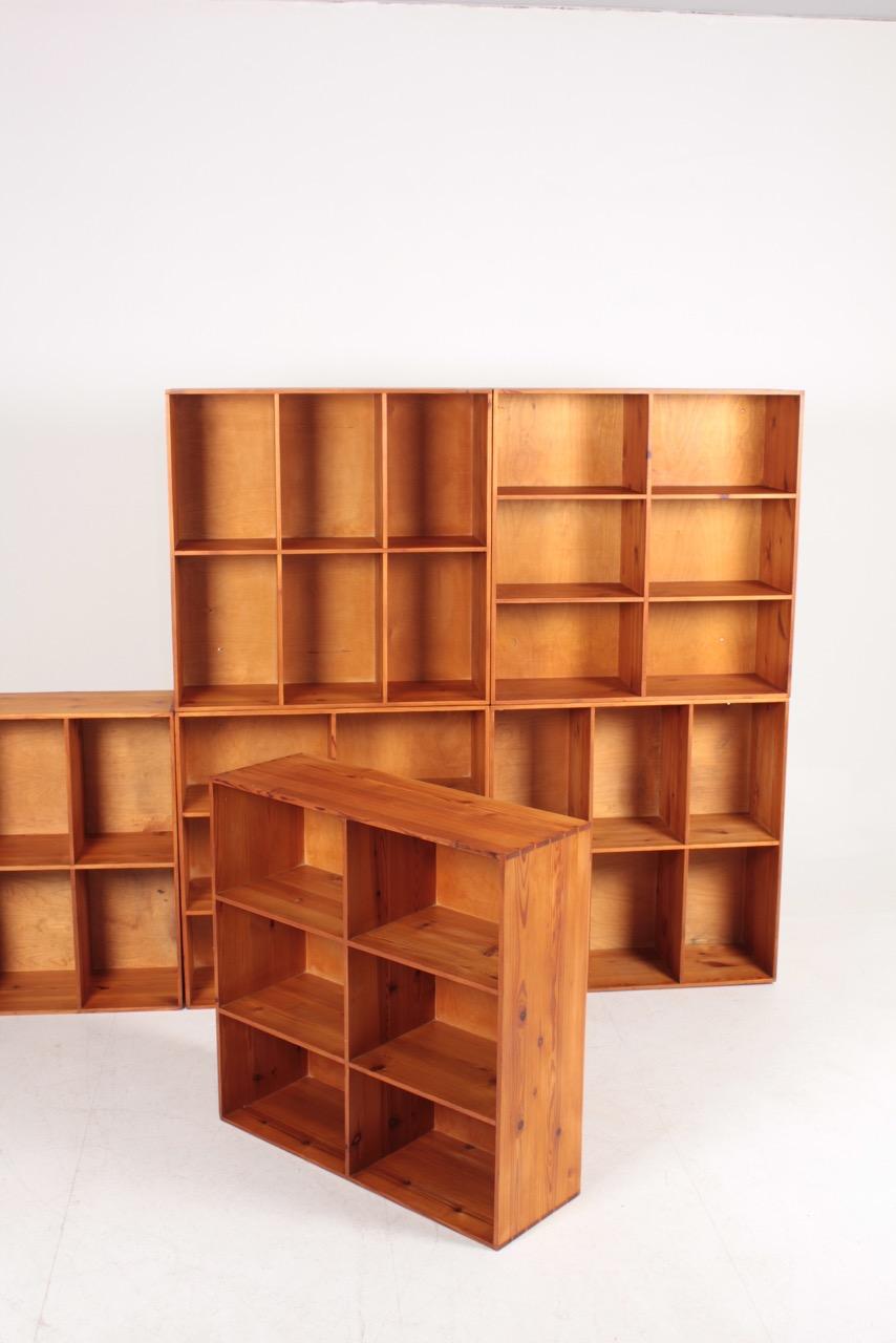 Set of Six Bookcases in Pine by Rud Rasmussen, Danish Design, Midcentury, 1950s 4