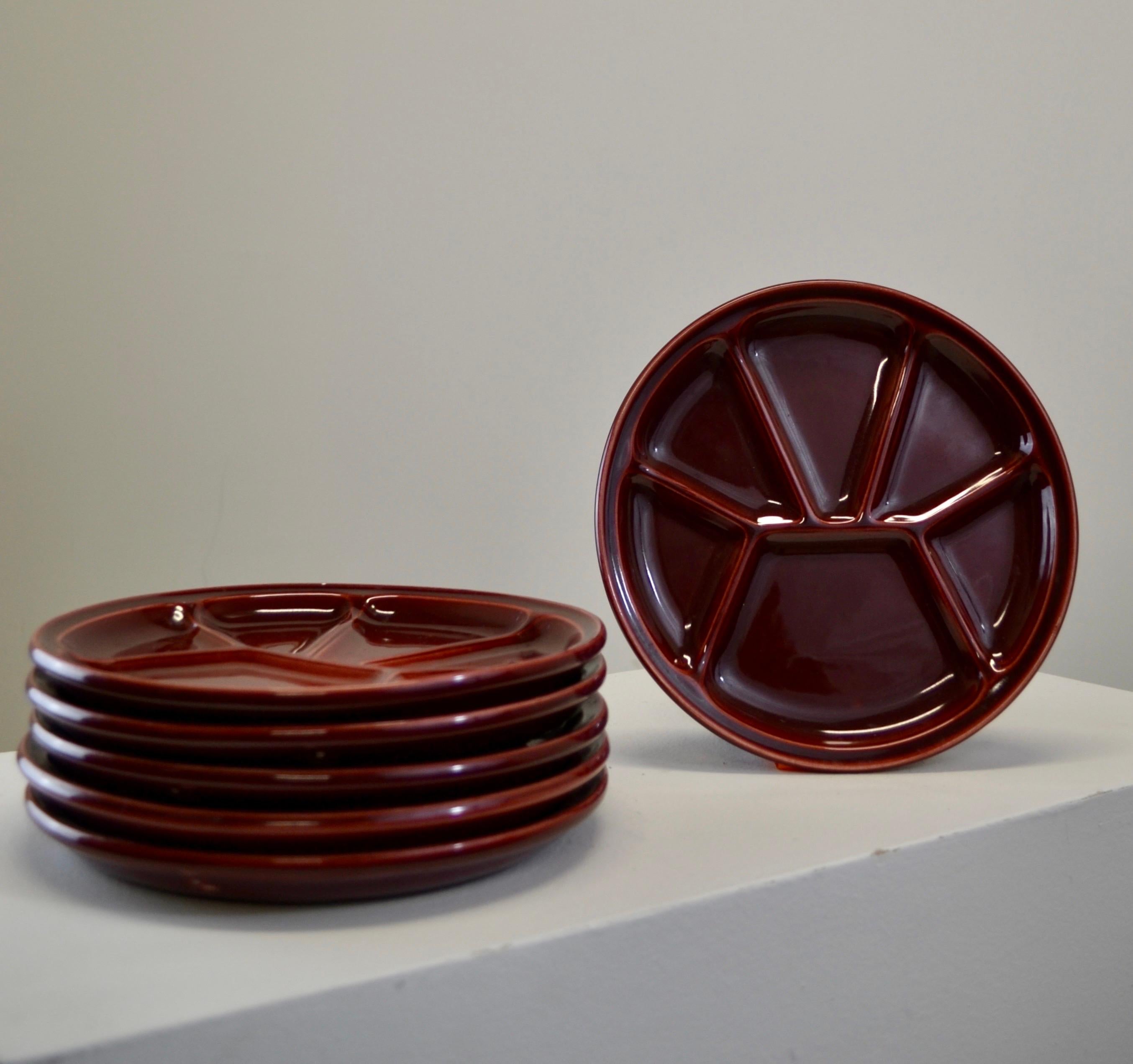 Set di sei piatti da fonduta Bordeaux, ceramica Gien, Francia, circa anni '60 in vendita 2