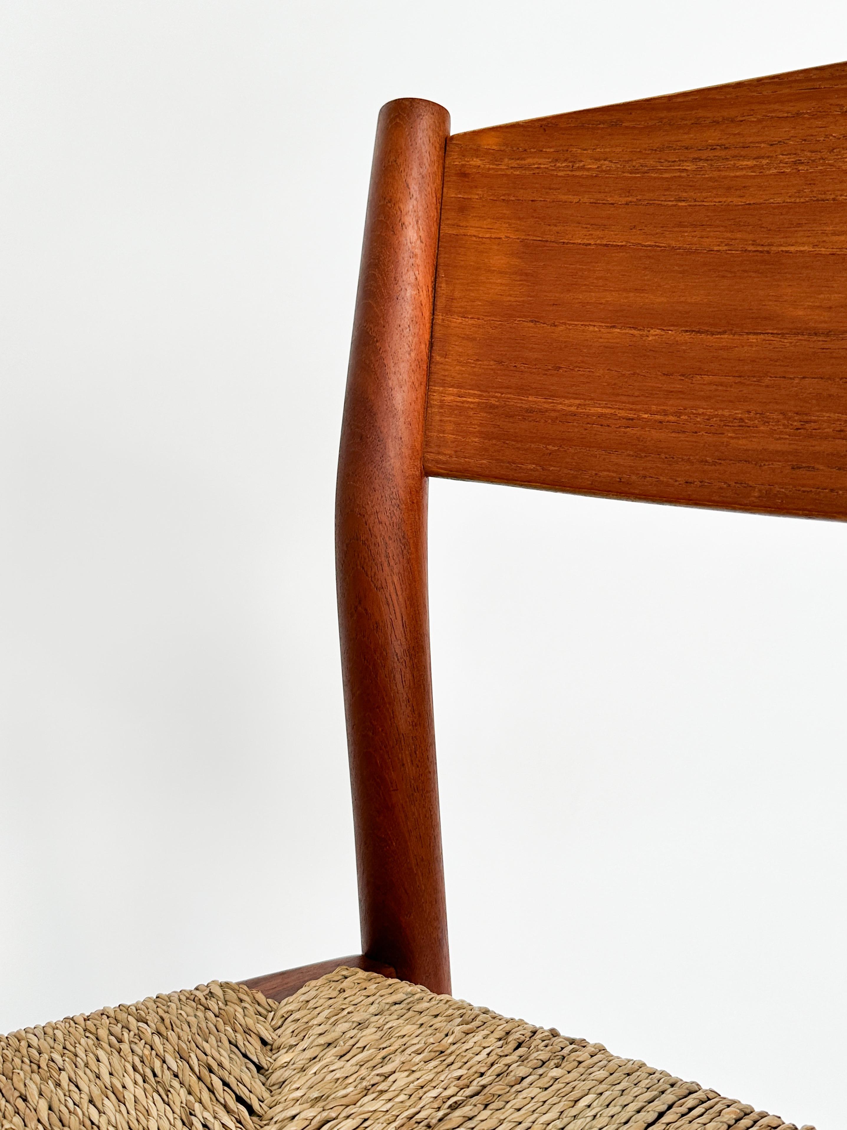 Ensemble de six chaises Borge Mogensensen en teck jonc de mer Soborg Mobler Denmark Dining en vente 4