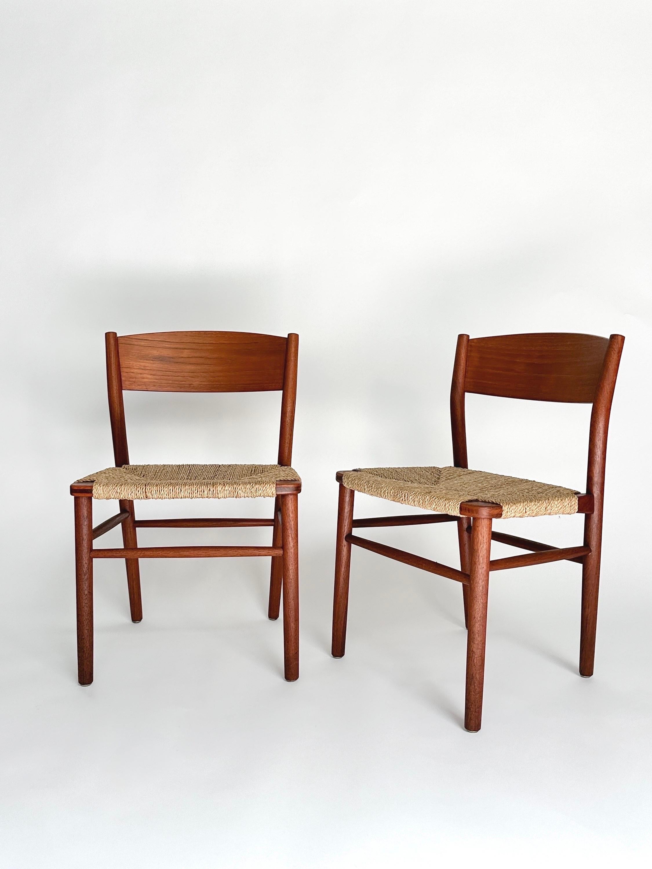 Scandinave moderne Ensemble de six chaises Borge Mogensensen en teck jonc de mer Soborg Mobler Denmark Dining en vente