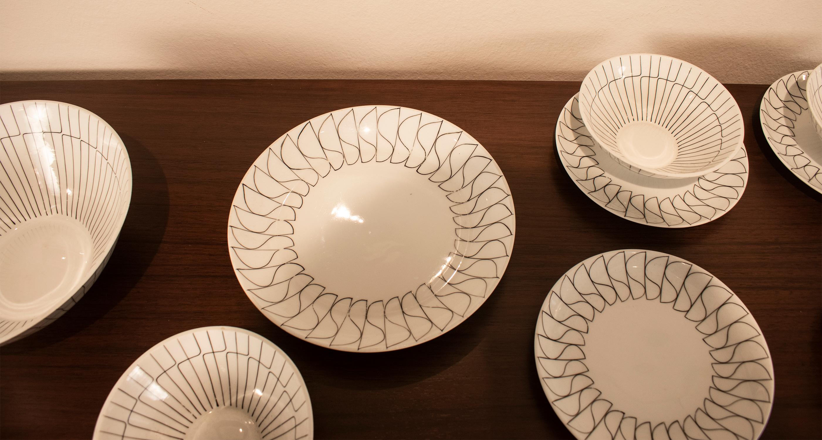 Set di sei ciotole e una più grande. Ceramiche di Castro. Spagna, anni '70 in vendita 3