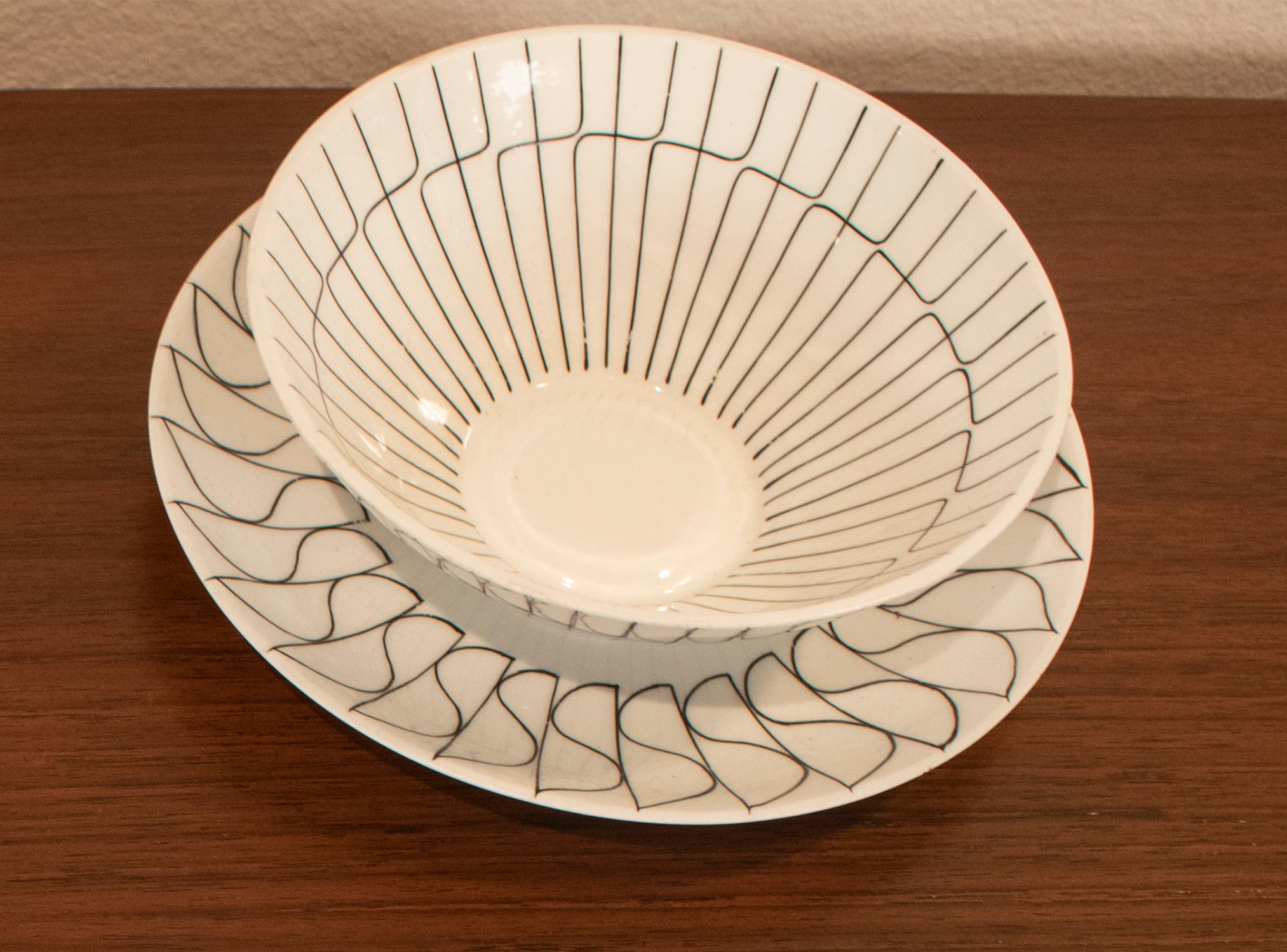 Spagnolo Set di sei ciotole e una più grande. Ceramiche di Castro. Spagna, anni '70 in vendita