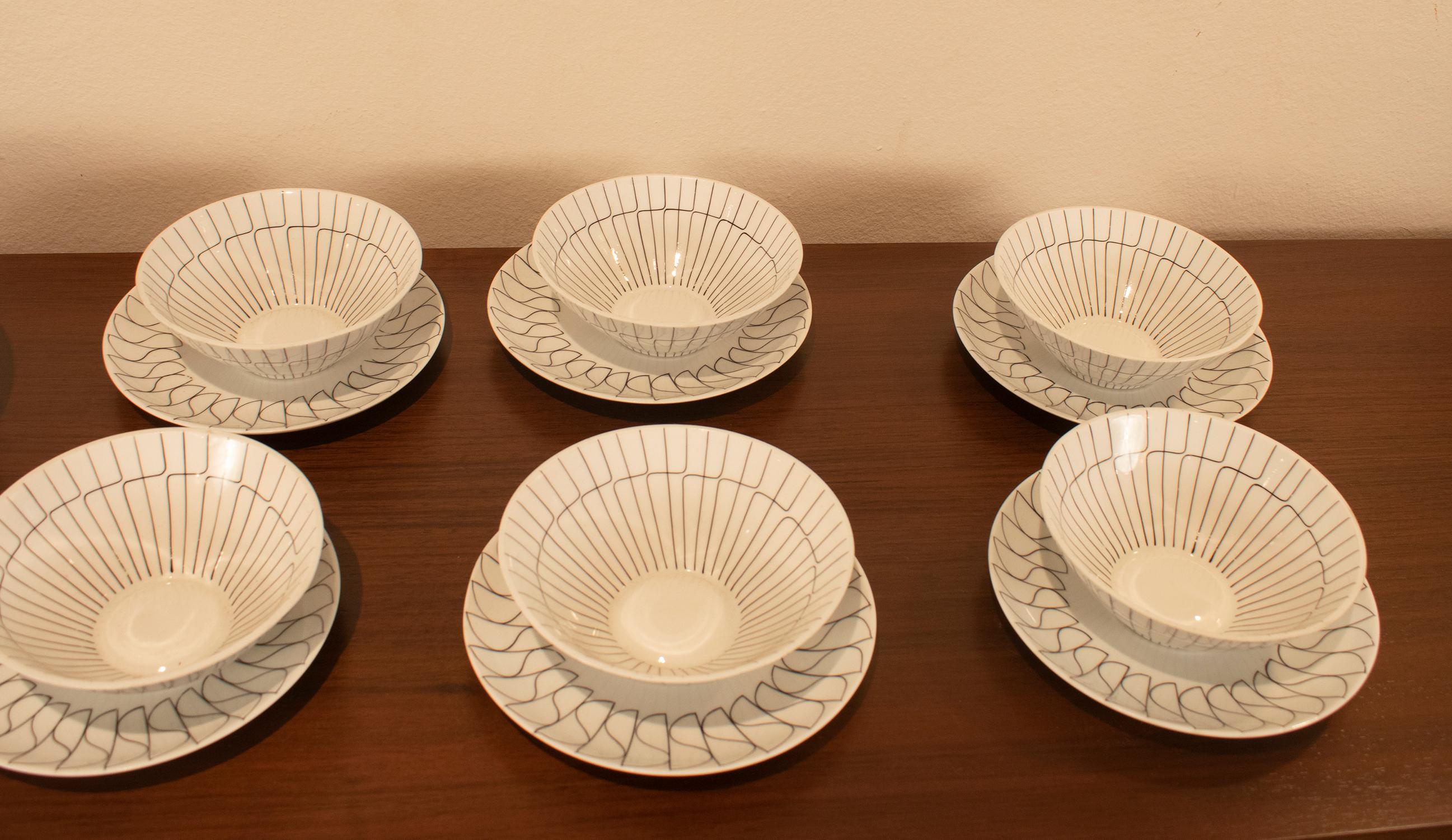 Set di sei ciotole e una più grande. Ceramiche di Castro. Spagna, anni '70 In condizioni buone in vendita a Barcelona, Cataluna