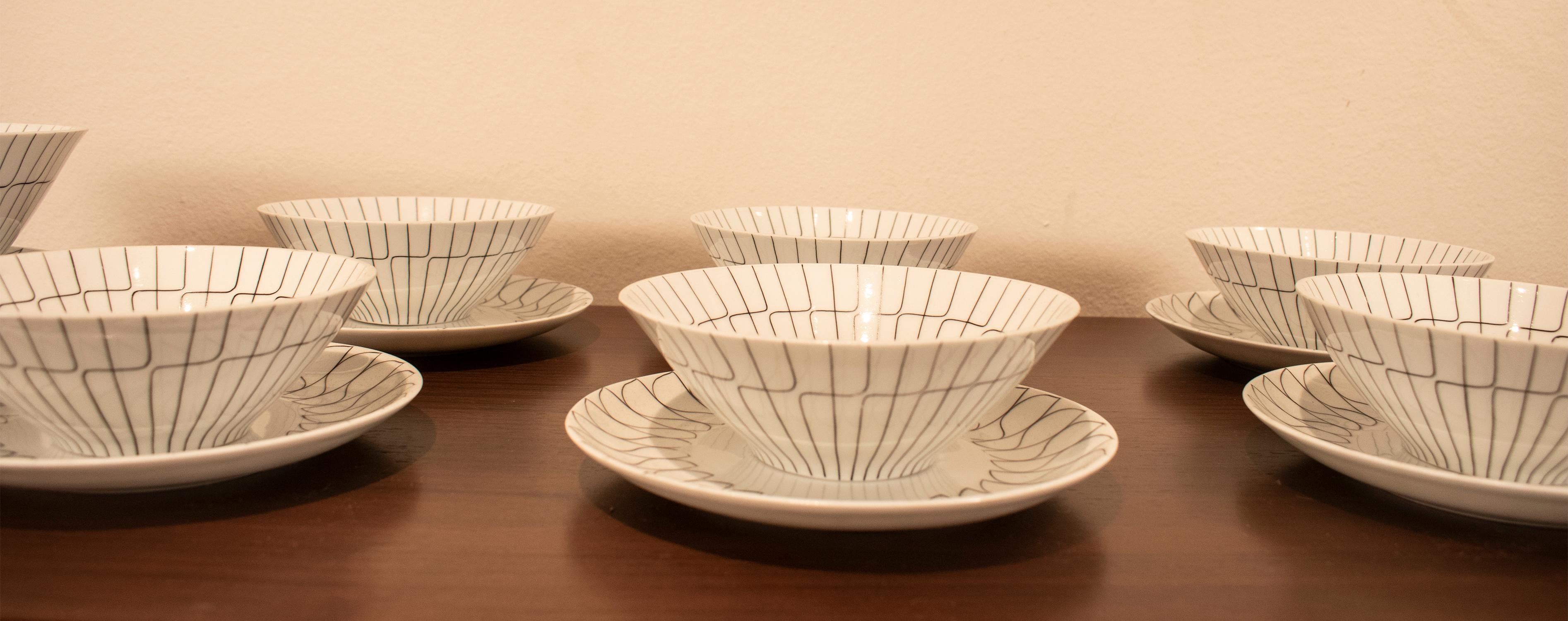 Ceramica Set di sei ciotole e una più grande. Ceramiche di Castro. Spagna, anni '70 in vendita